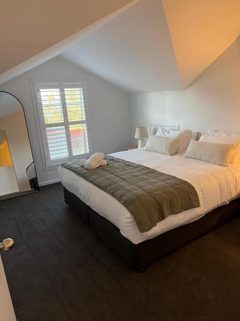 Bed in Lookout Mountain Retreat