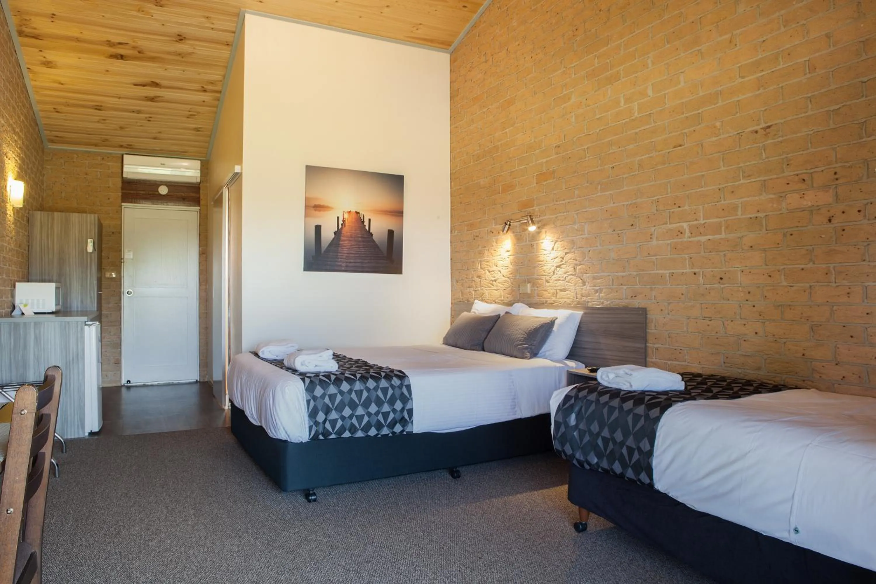 Bed in Lookout Mountain Retreat