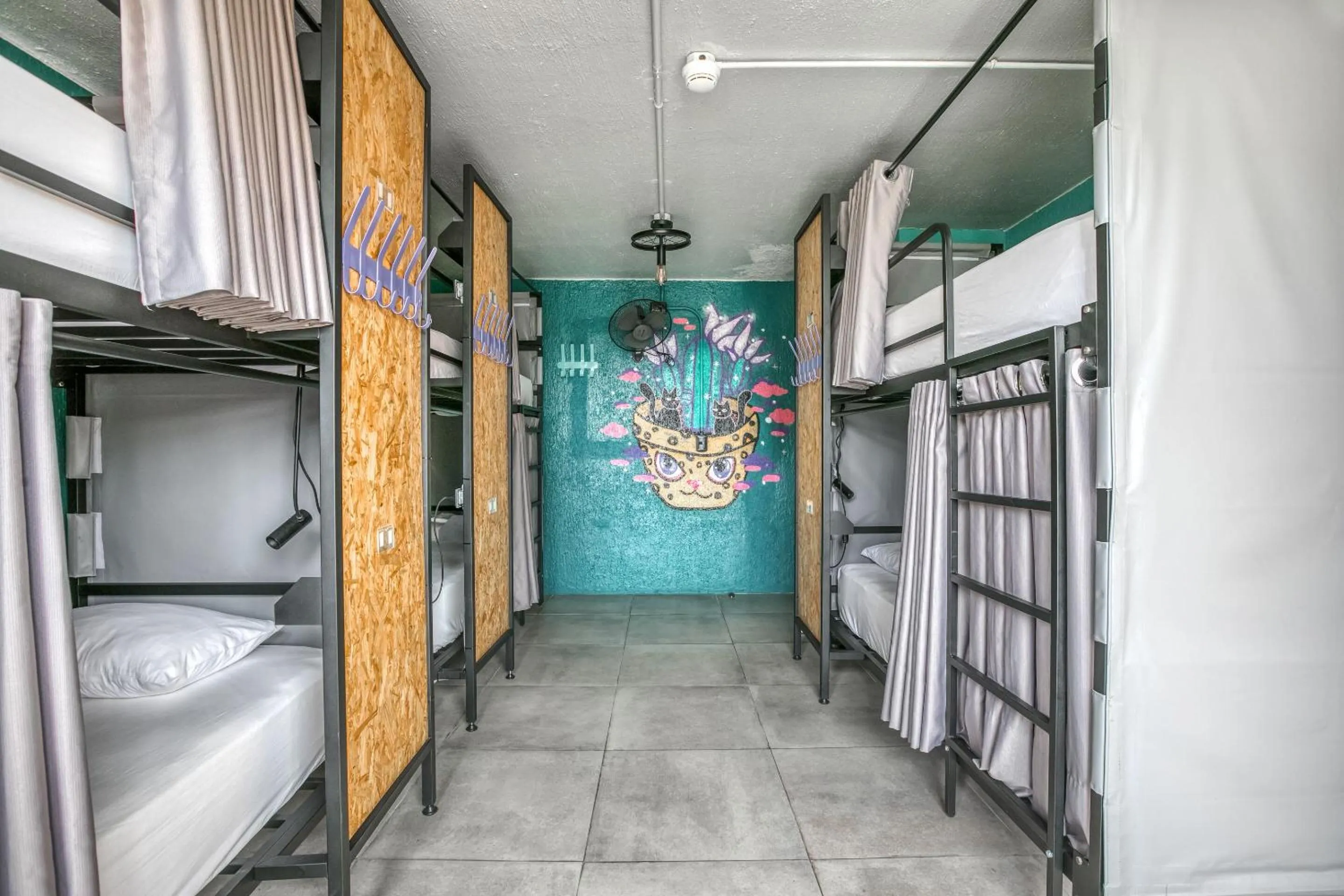 Bed in NAIA Miraflores Lima