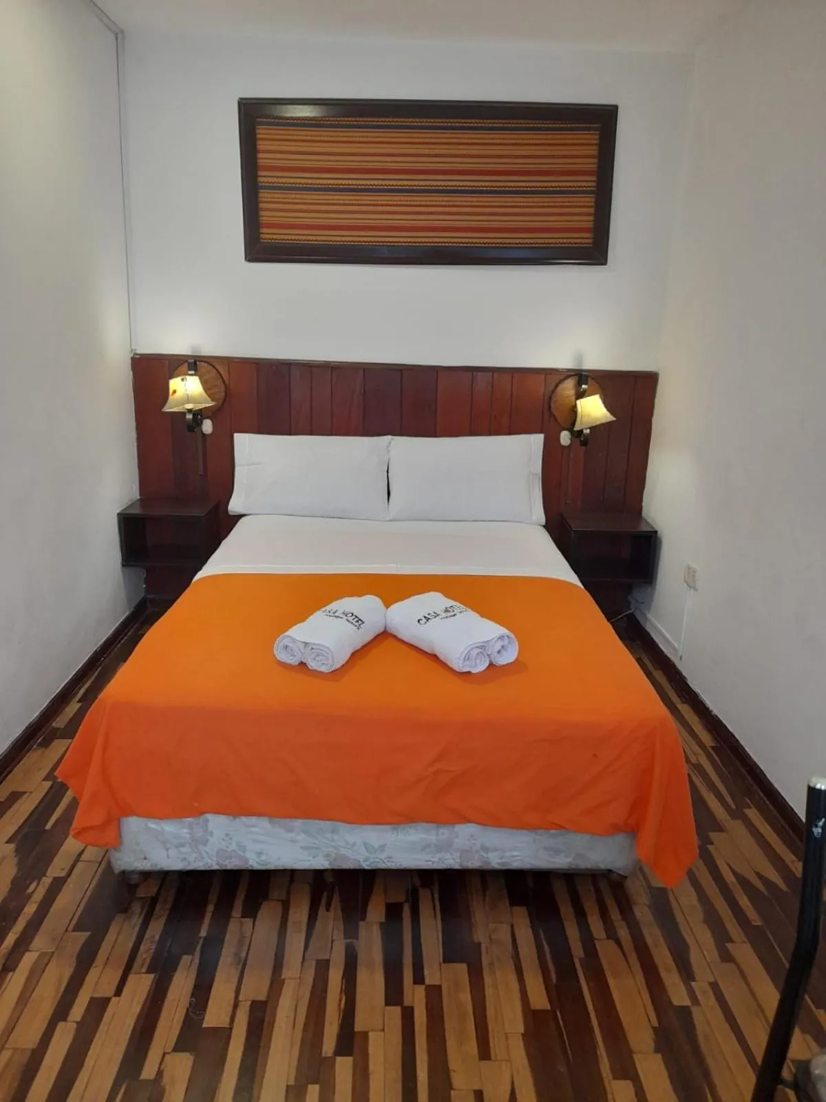 Bed in CasaHotel Jockey Plaza Mall