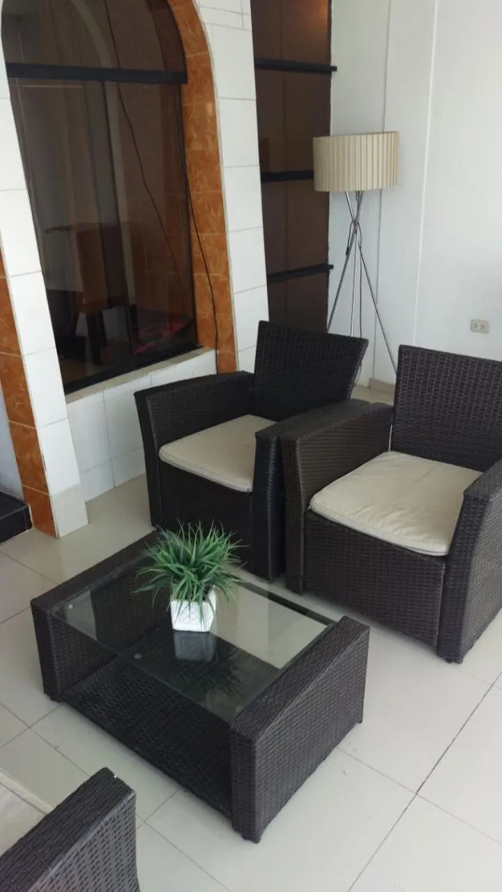 Balcony/Terrace in CasaHotel Jockey Plaza Mall