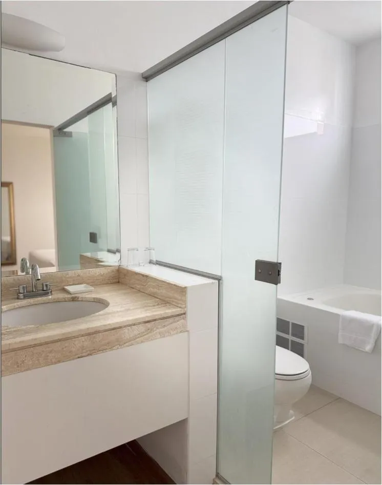 Shower in El Golf Hotel Boutique