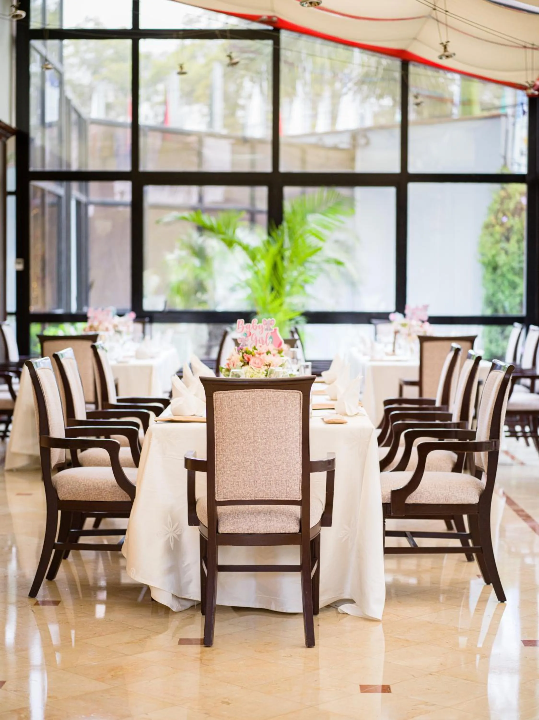 Restaurant/places to eat in Hotel Melia Lima