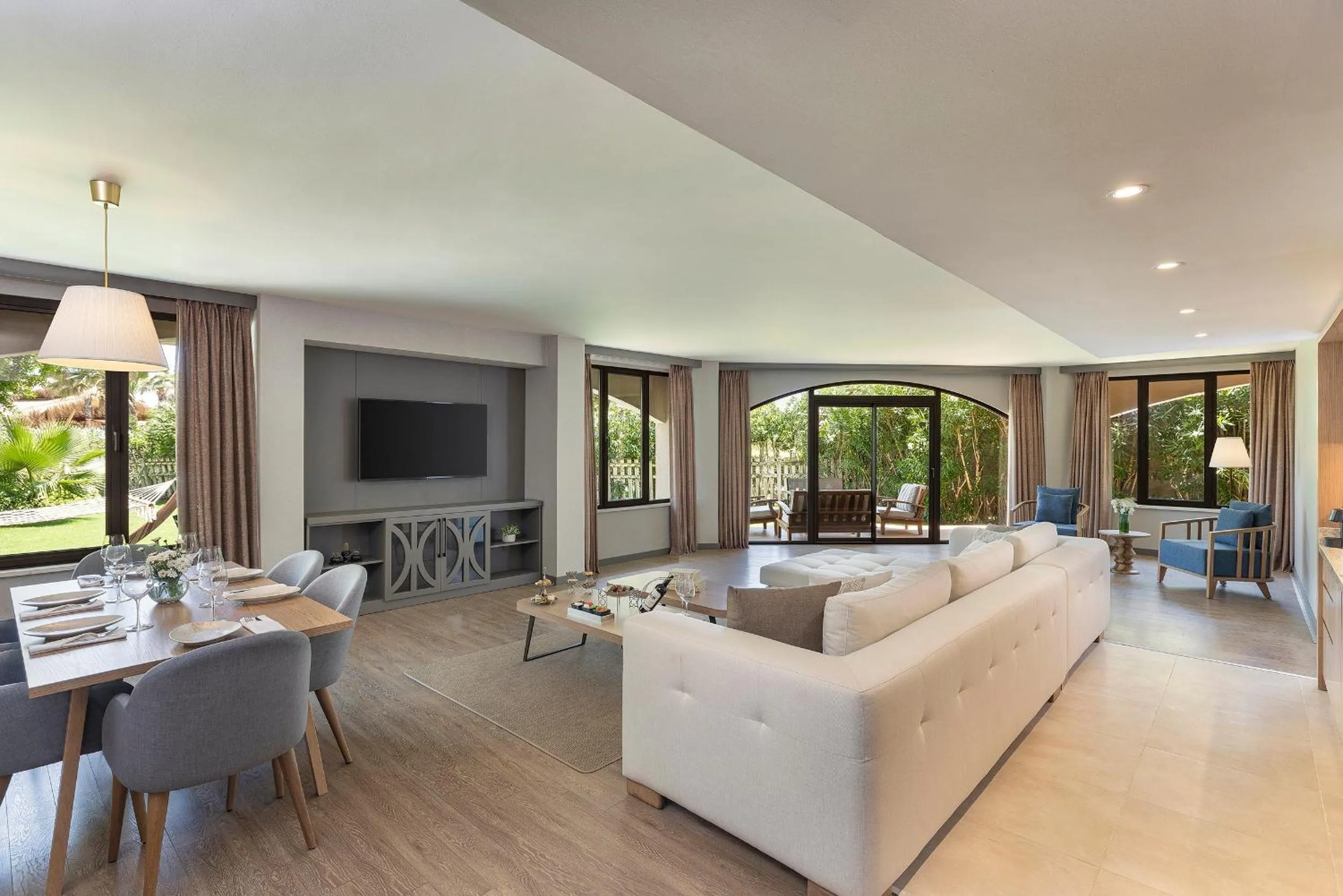 TV and multimedia in Sirene Belek Hotel