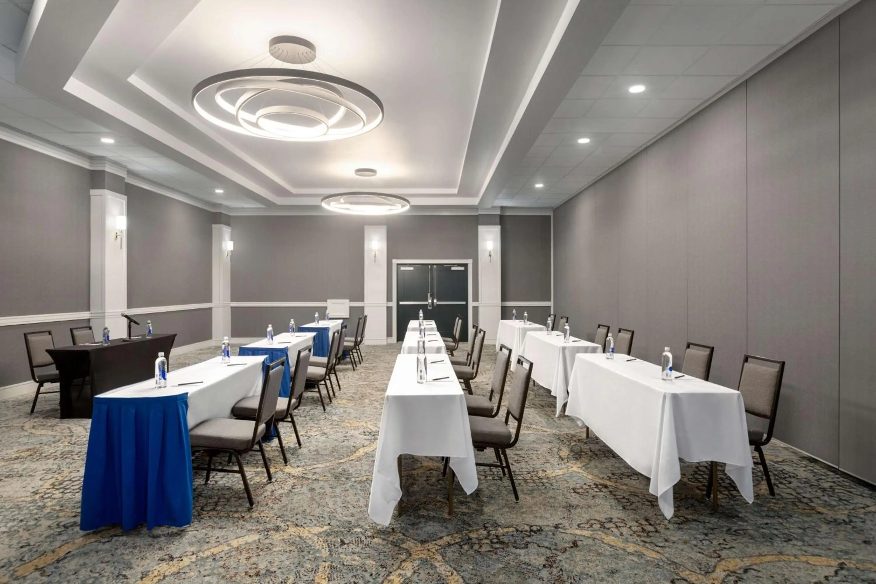 Meeting/conference room in Crowne Plaza Hotel Fort Myers at Bell Tower Shops, an IHG Hotel