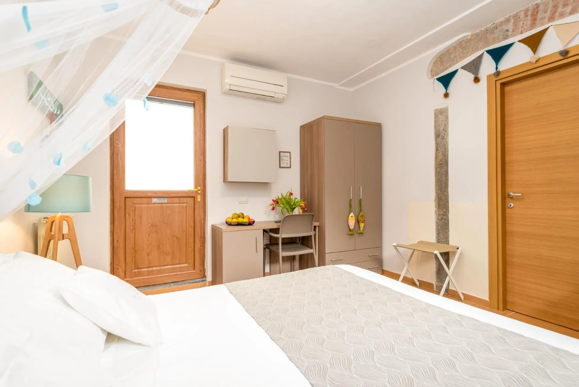 Double Room in Carugio Remilde