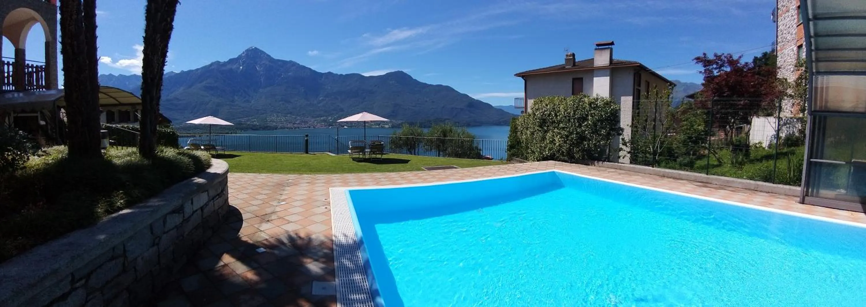 Lake view in Residence Casa Rosa