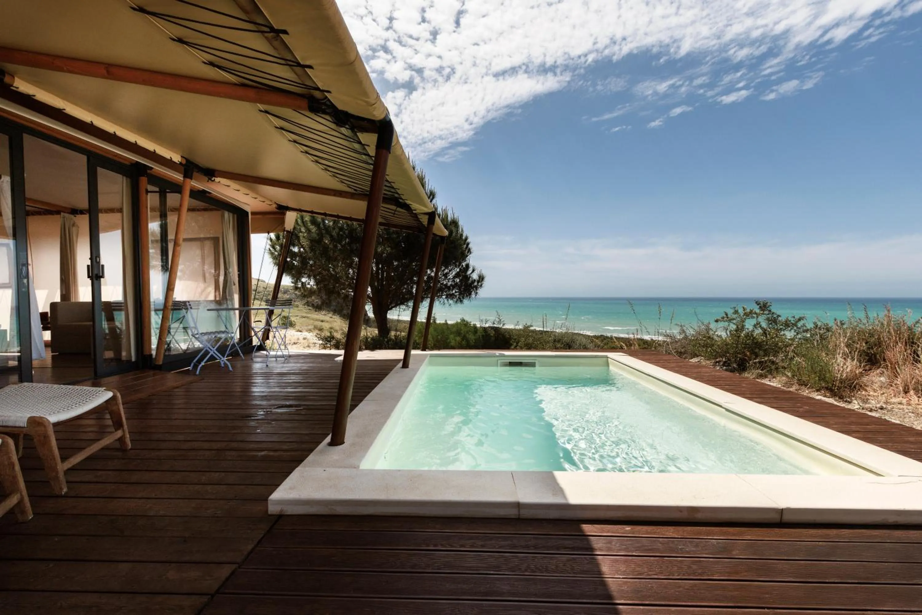 Luna Minoica Suites and Apartments