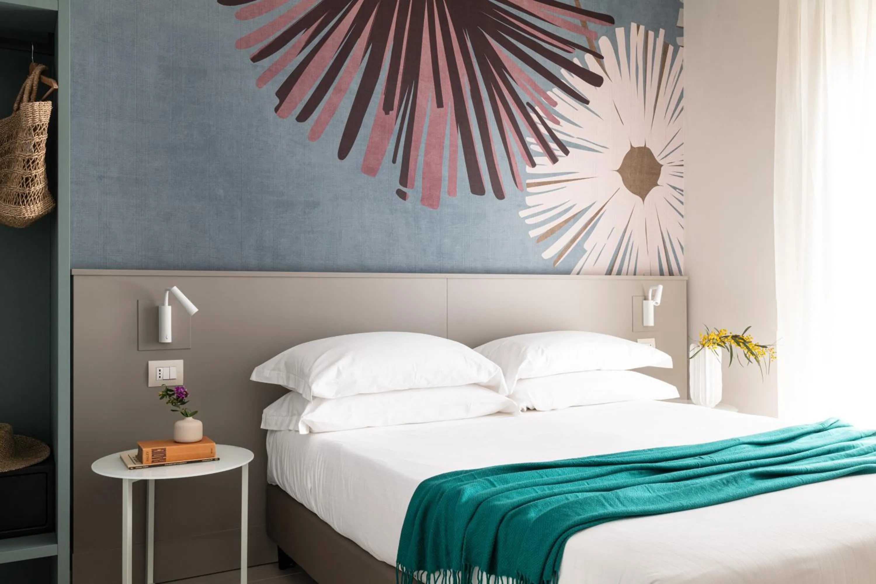 Photo of the whole room, Bed in Luna Minoica Suites and Apartments