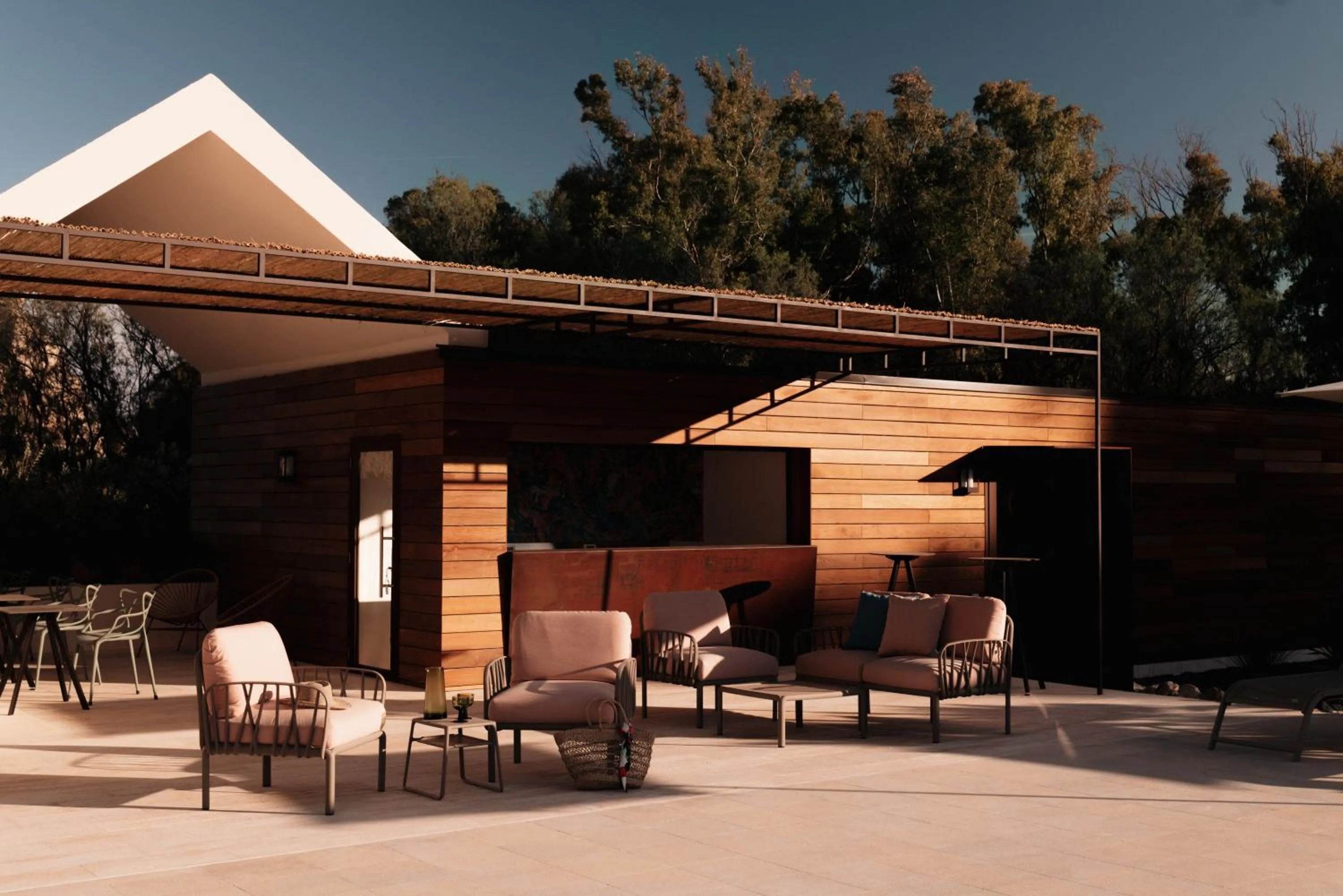 Lounge or bar in Luna Minoica Suites and Apartments