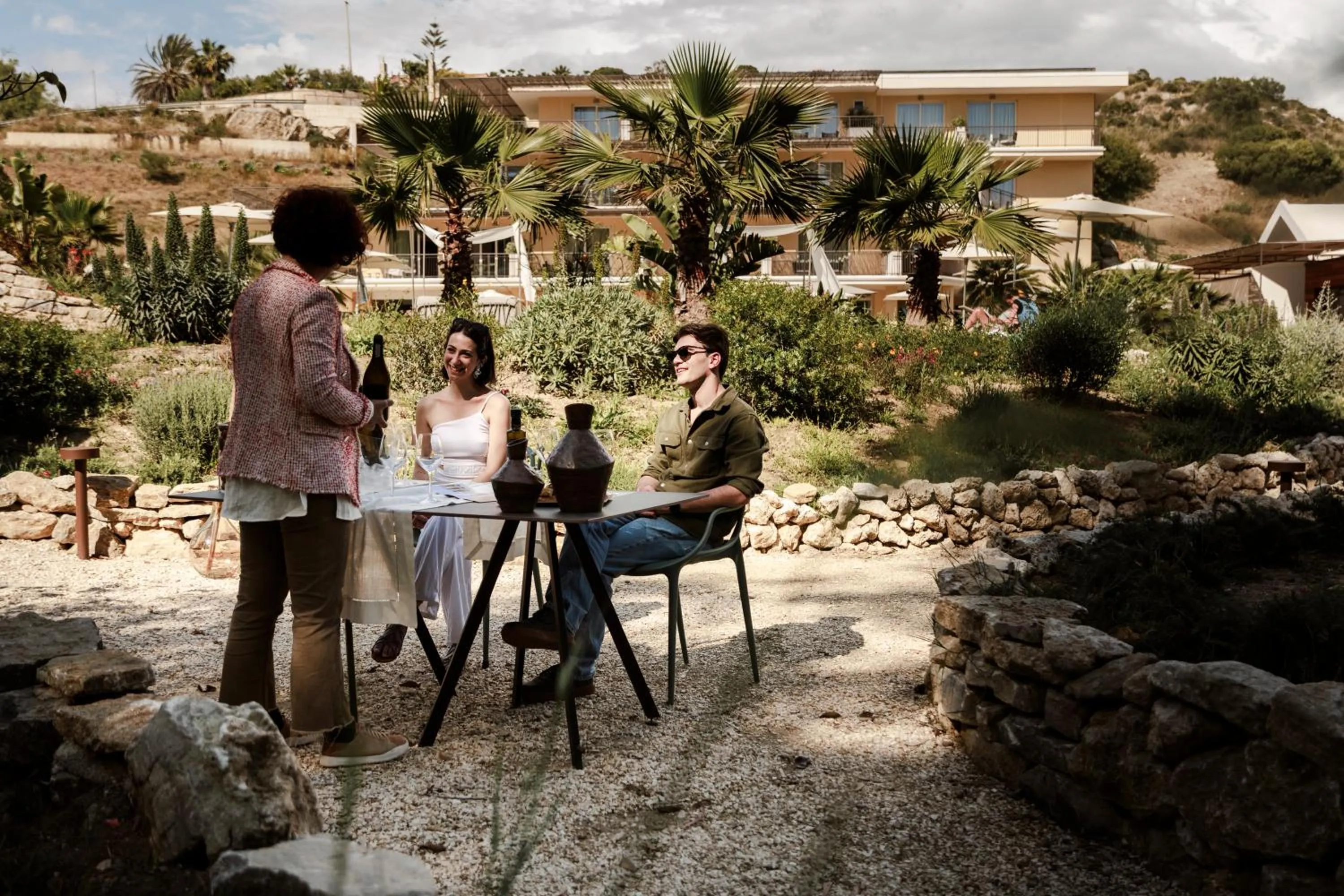 Luna Minoica Suites and Apartments