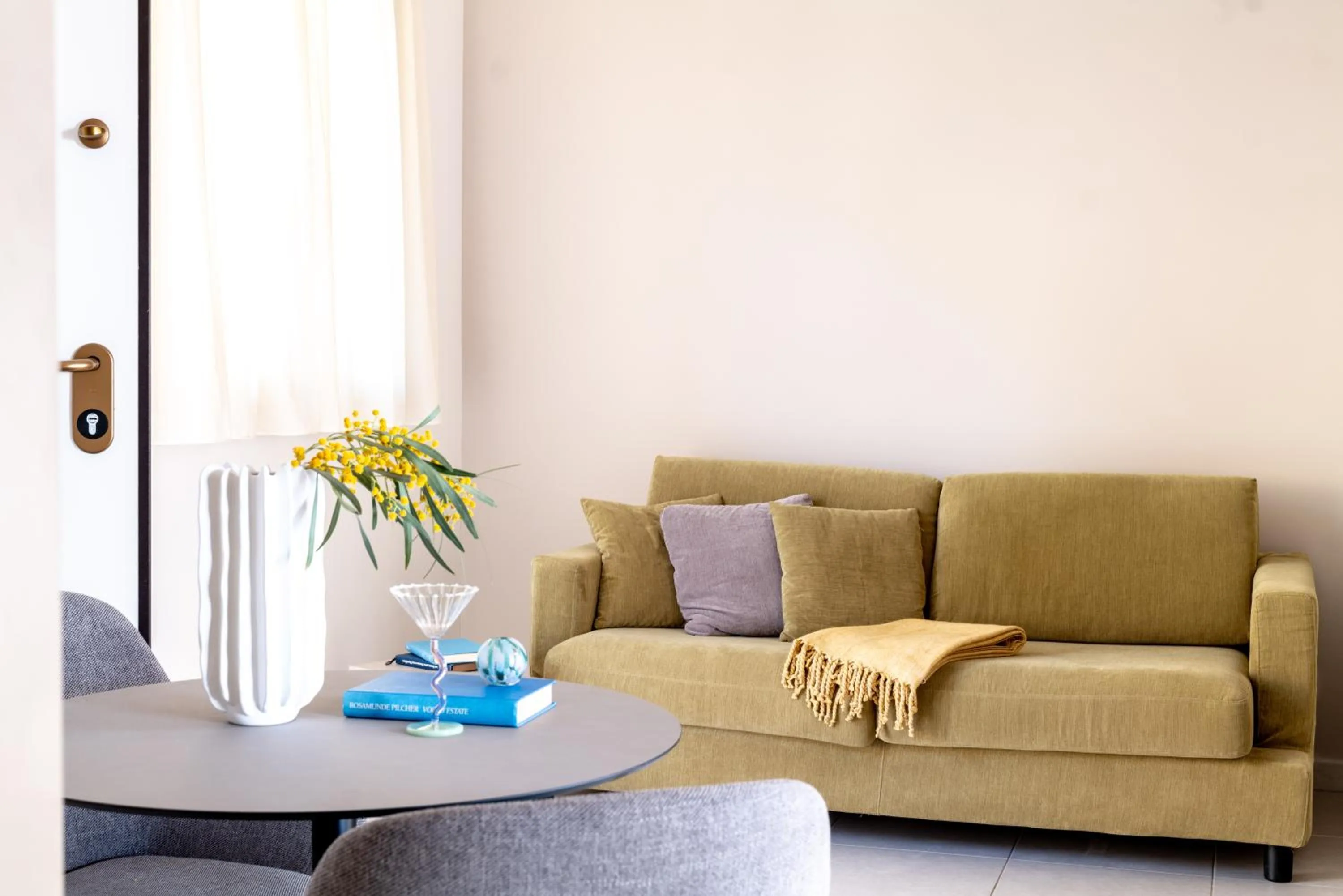 Photo of the whole room in Luna Minoica Suites and Apartments