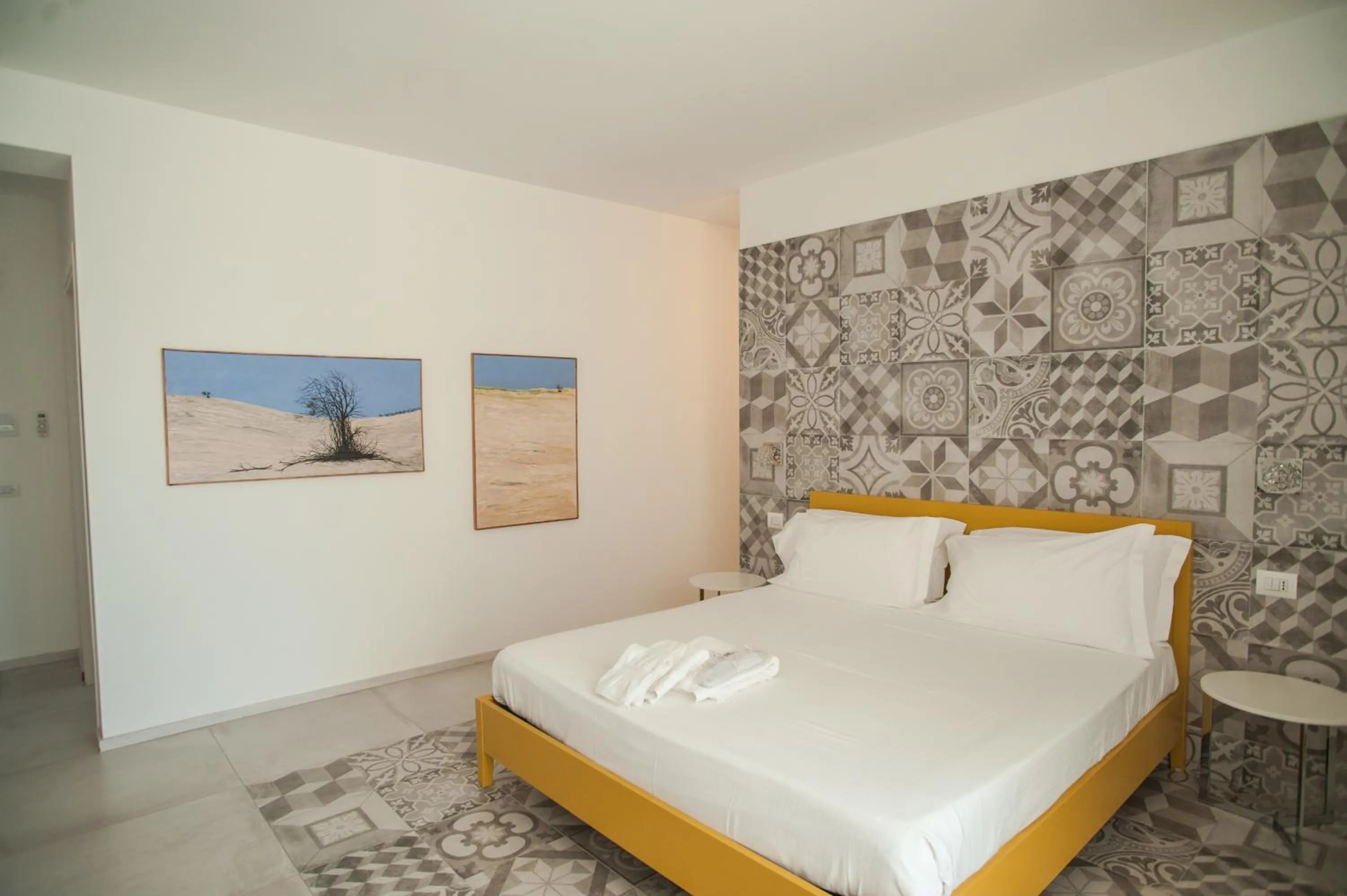 Bed in Luna Minoica Suites and Apartments