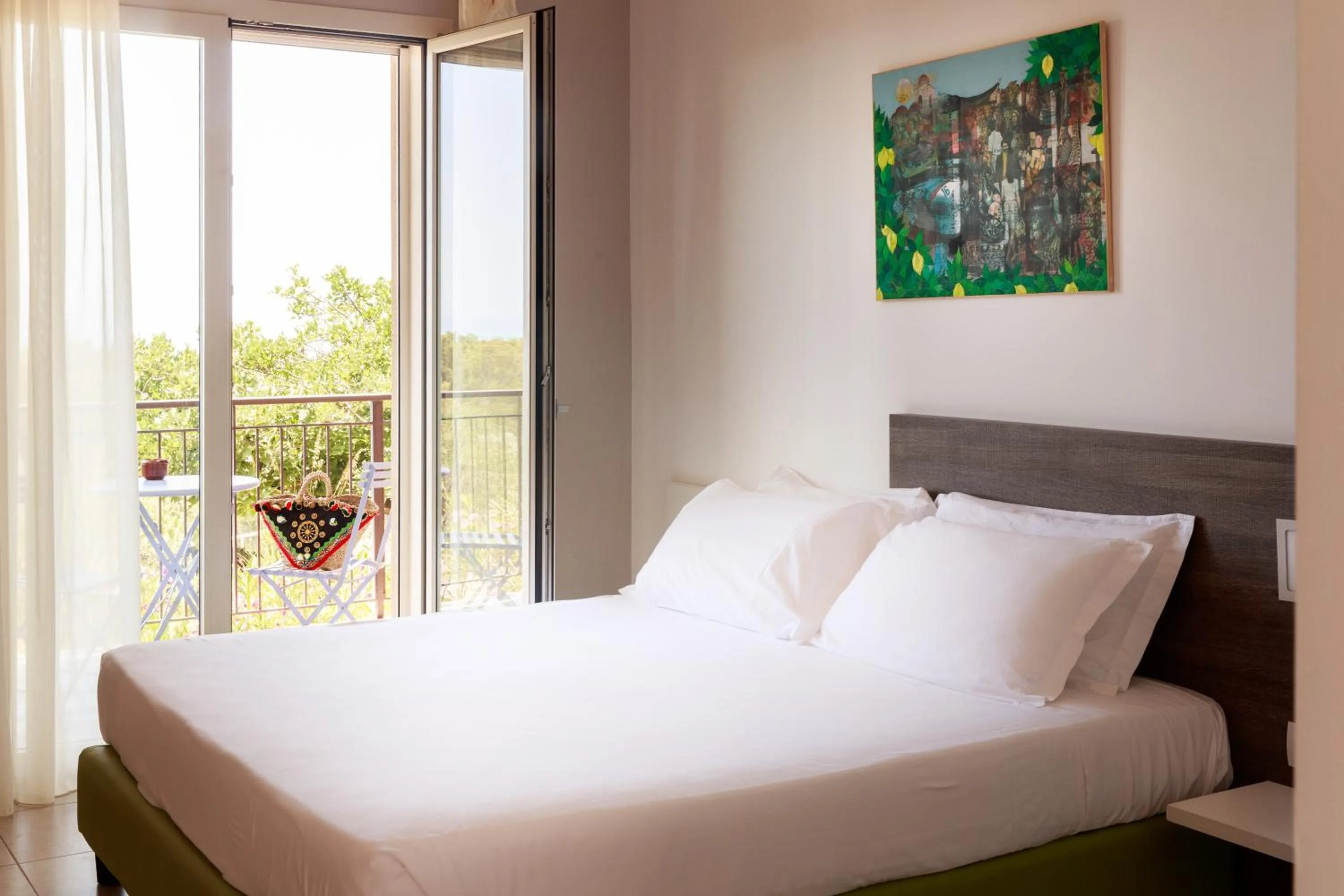 Photo of the whole room, Bed in Luna Minoica Suites and Apartments