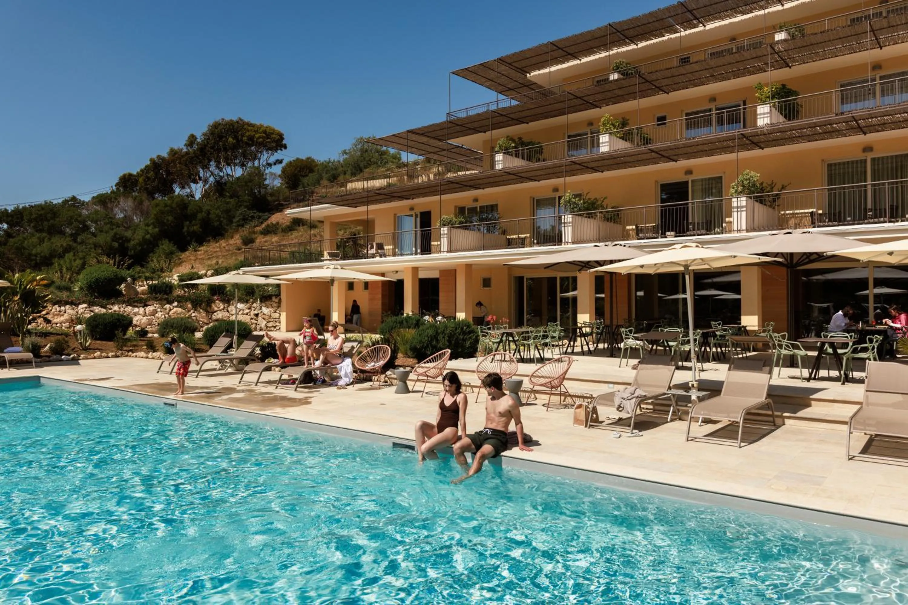 Luna Minoica Suites and Apartments