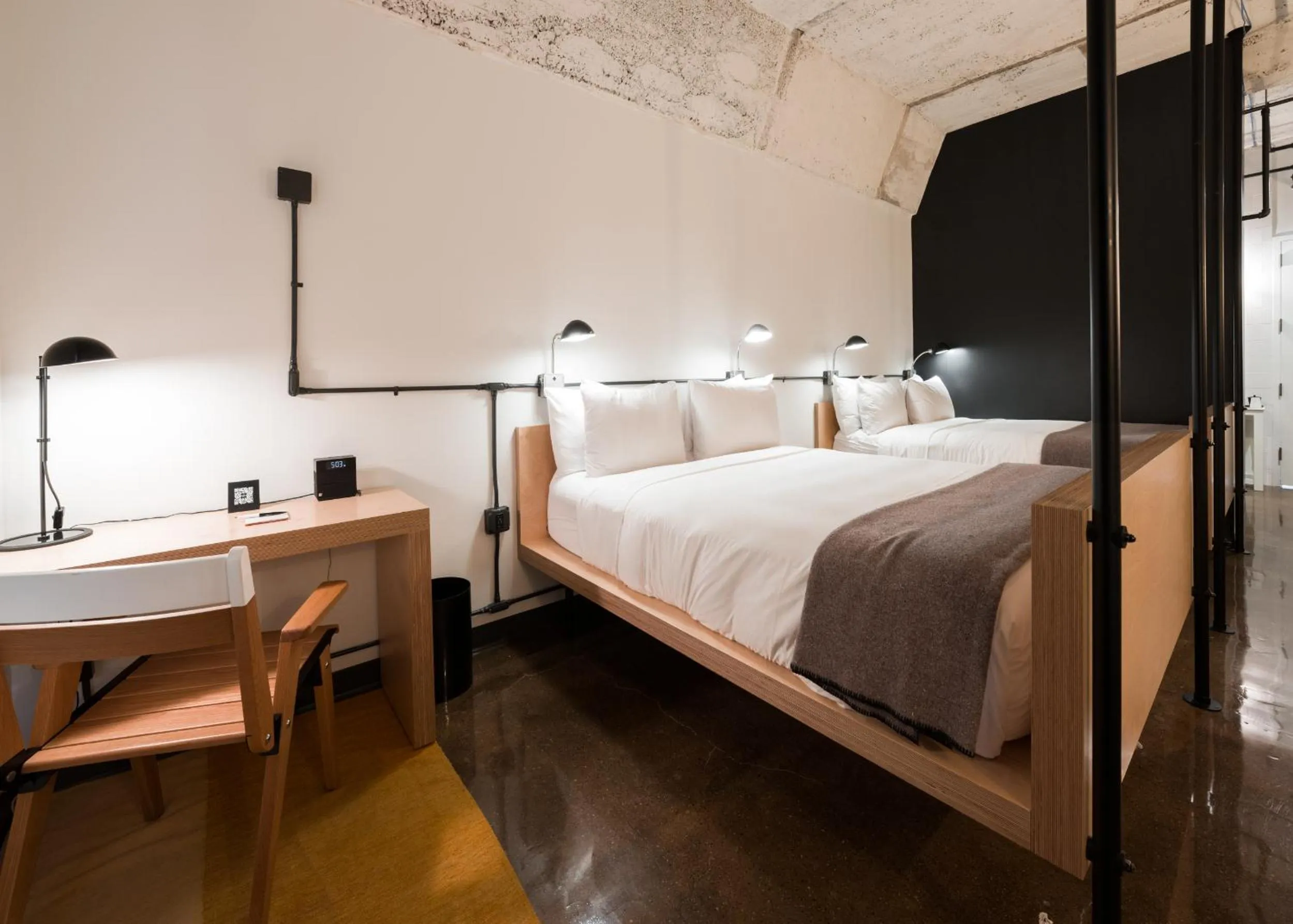 Bedroom, Bed in The Robey, Chicago, a Member of Design Hotels