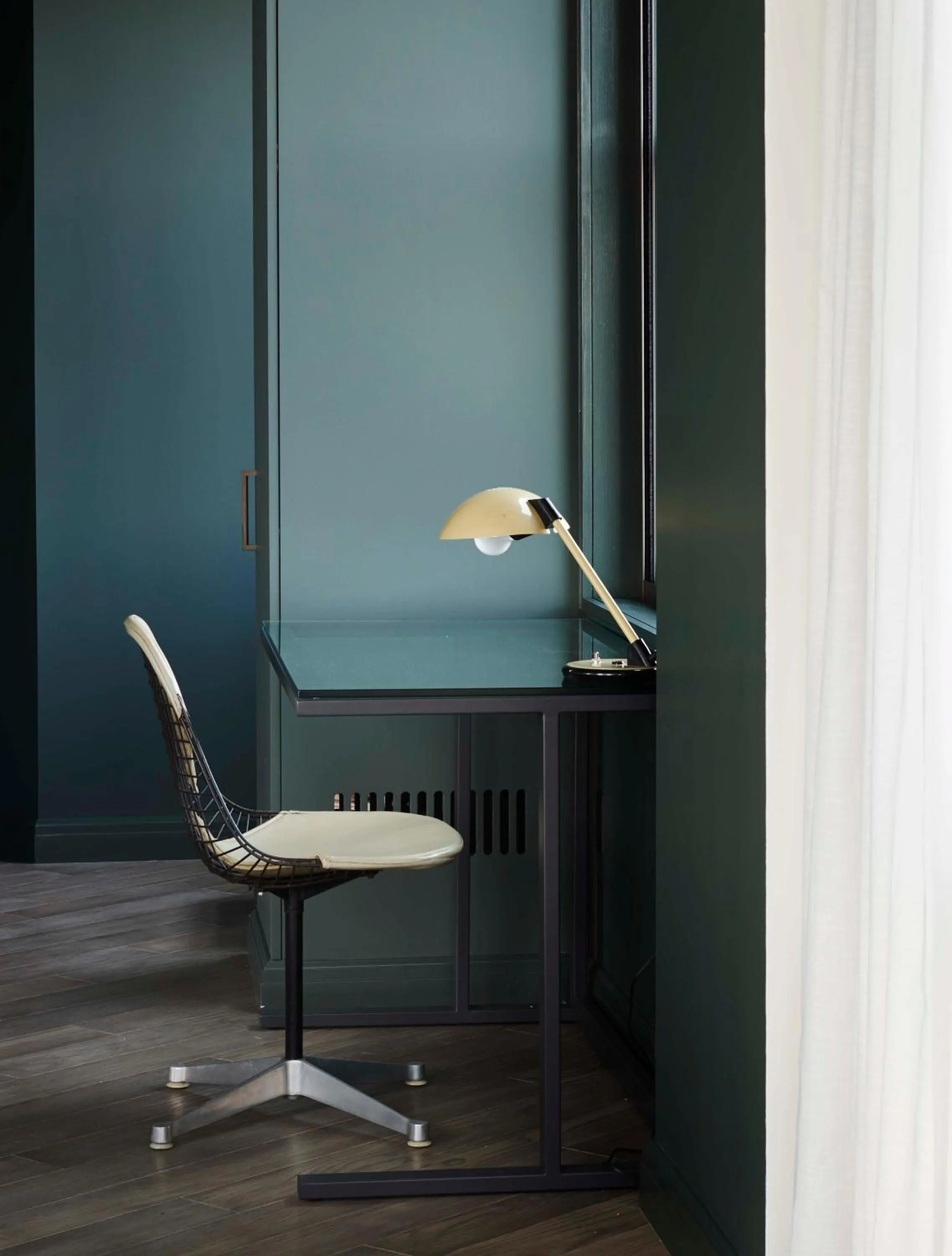 Seating area in The Robey, Chicago, a Member of Design Hotels