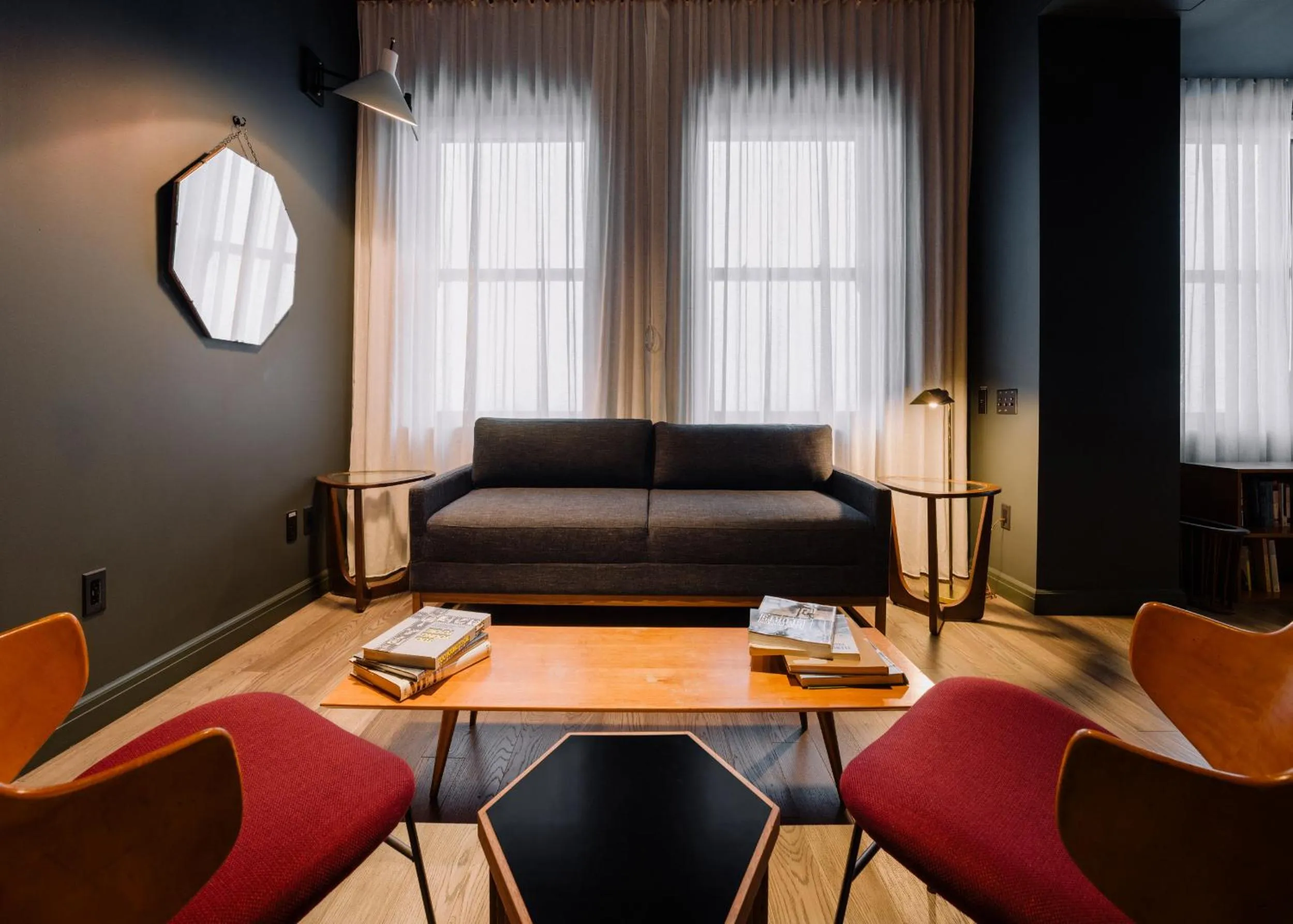 Living room in The Robey, Chicago, a Member of Design Hotels
