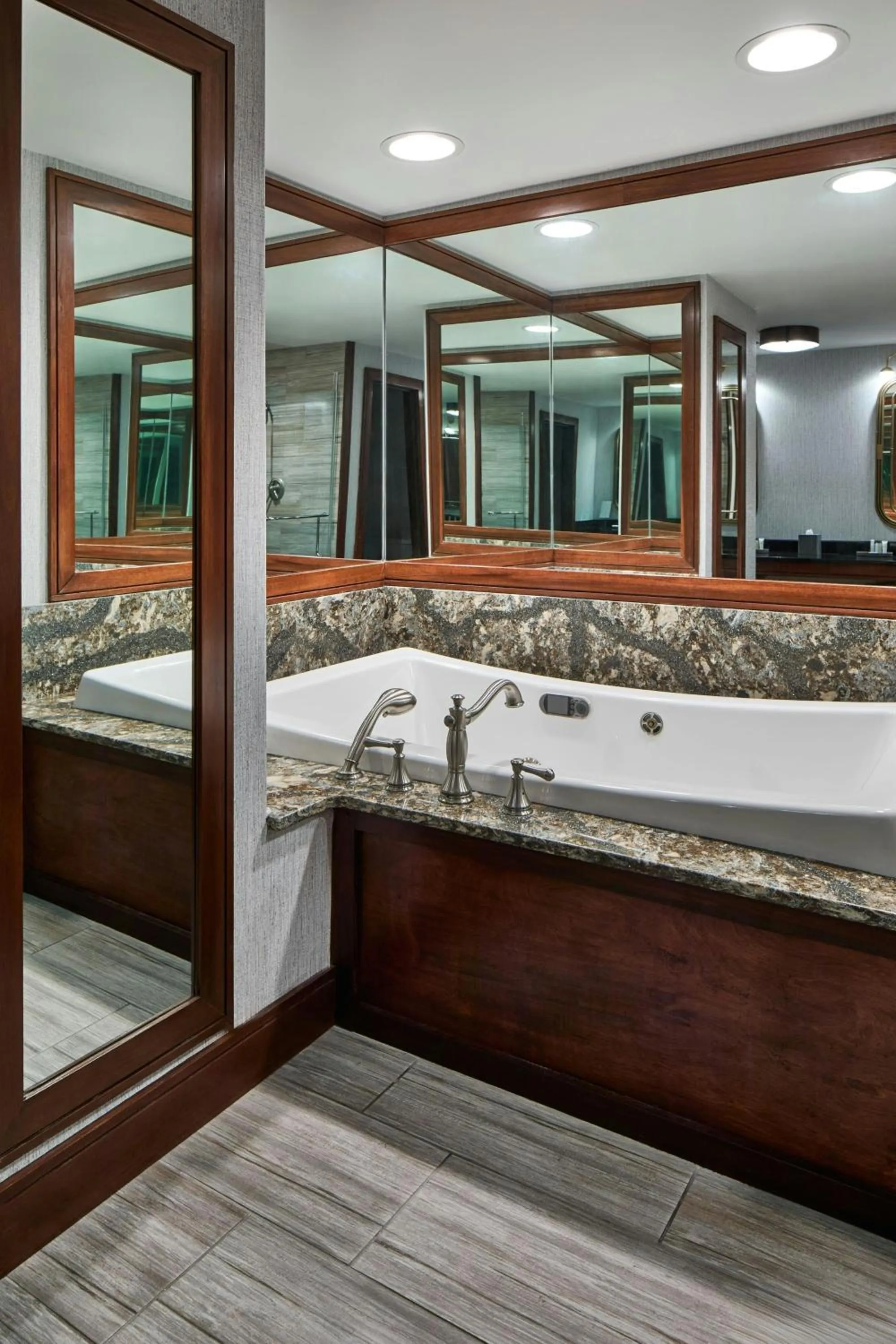 Swimming pool in Montgomery Marriott Prattville Hotel & Conf Ctr at Capitol Hill