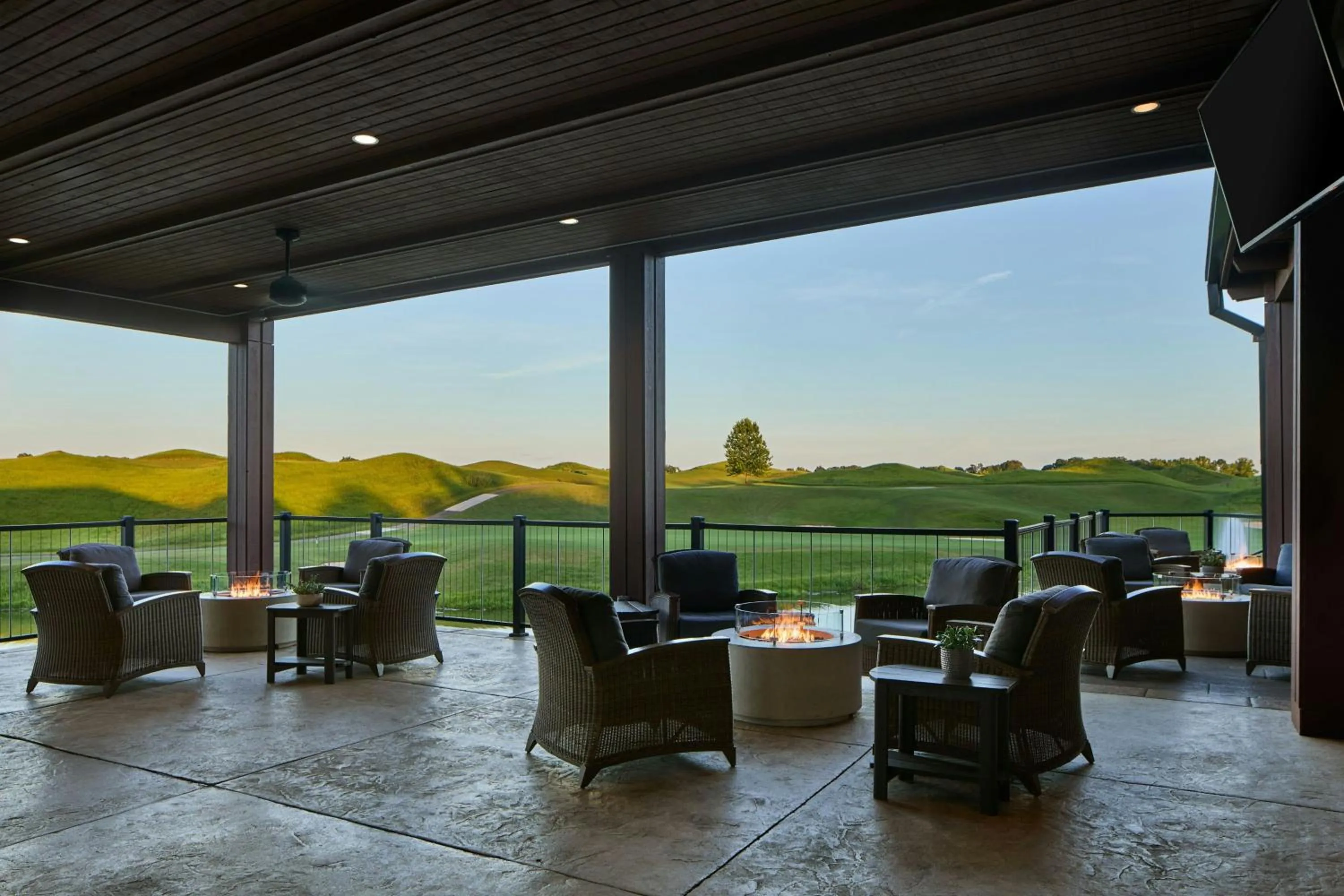 Restaurant/places to eat in Montgomery Marriott Prattville Hotel & Conf Ctr at Capitol Hill