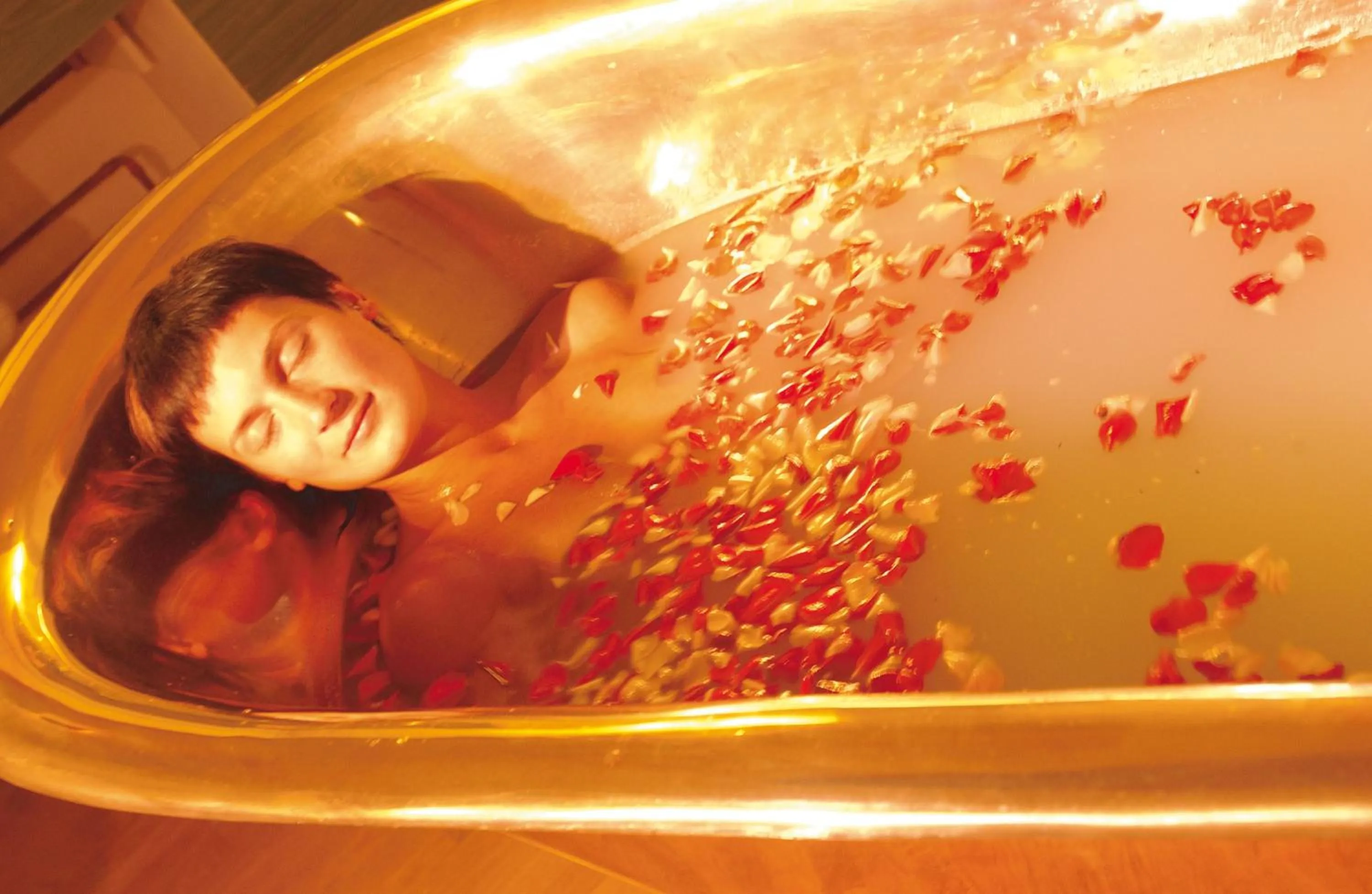 Hot Spring Bath in Romantik Hotel Post