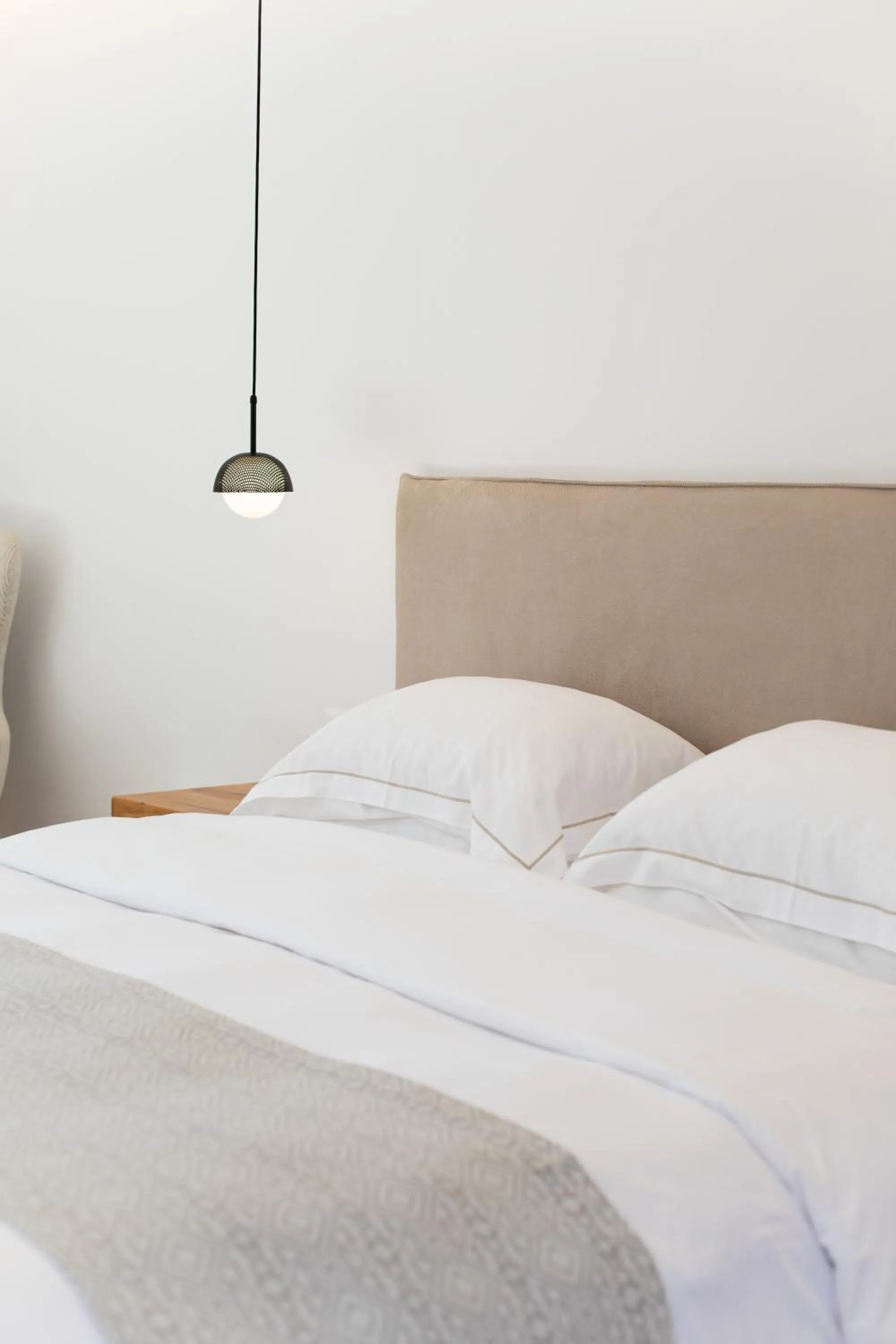 Bed in Paradise View Hotel