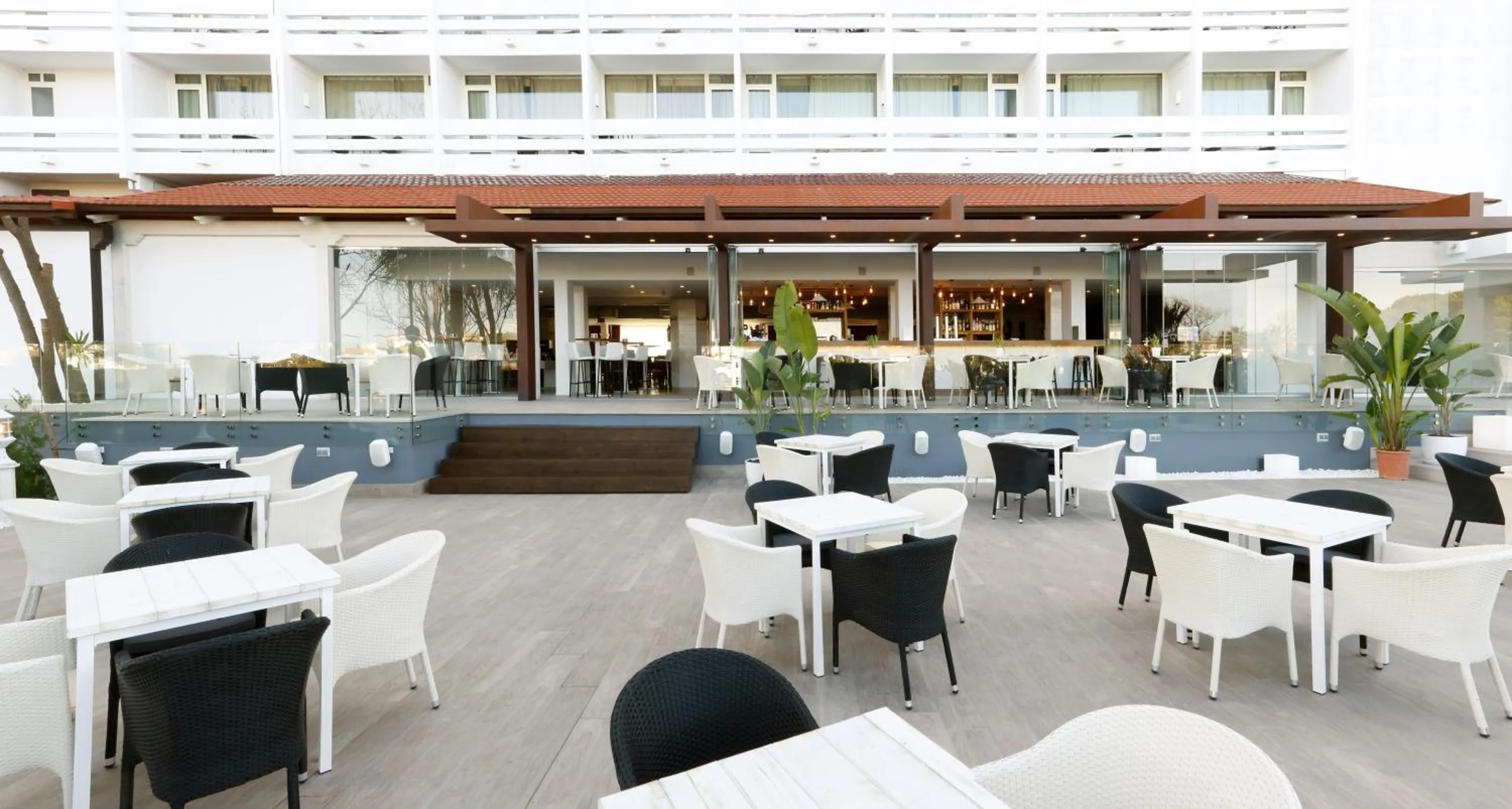 Food and drinks in Hotel Flamero