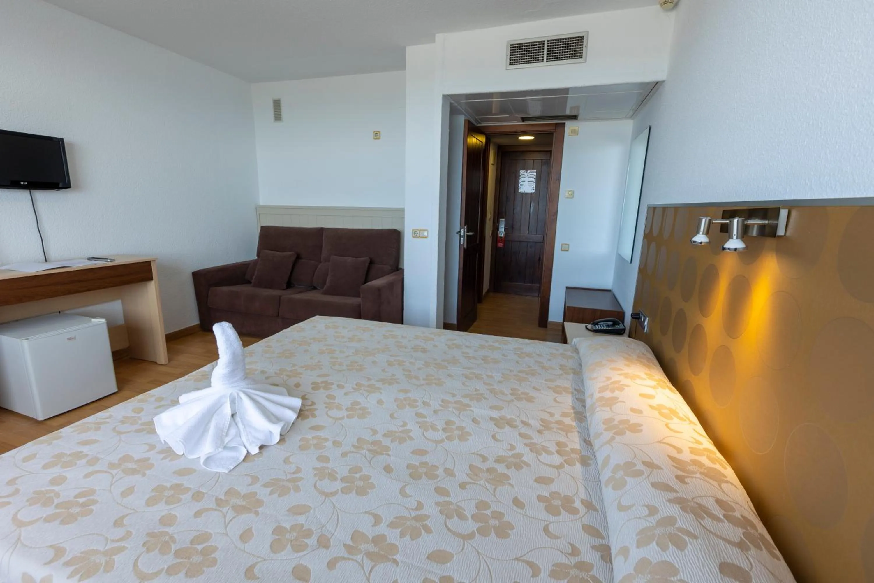 Bed in Hotel Flamero