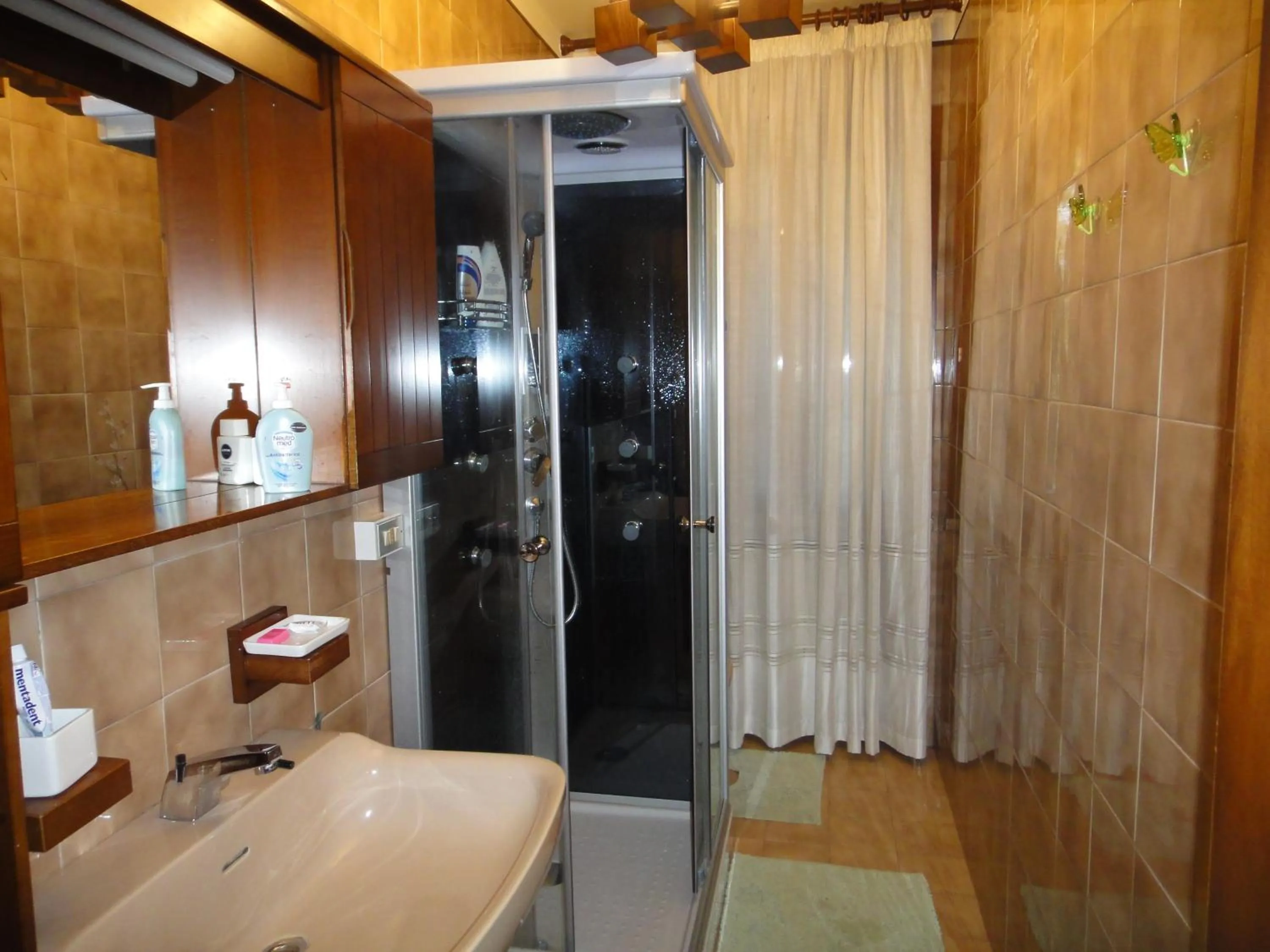 Bathroom in Quo Vadis Qui Vieni