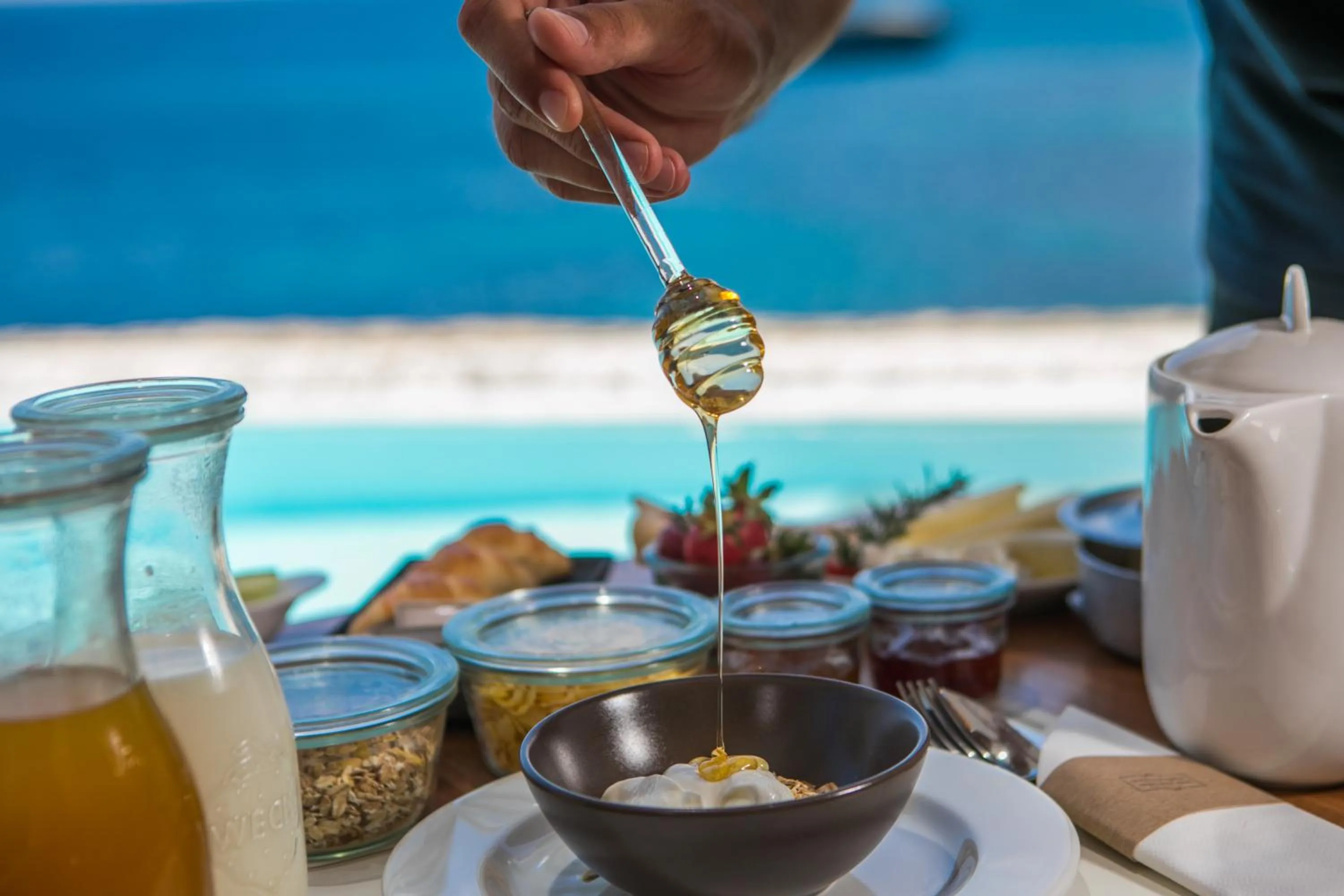 Breakfast in Salty Houses