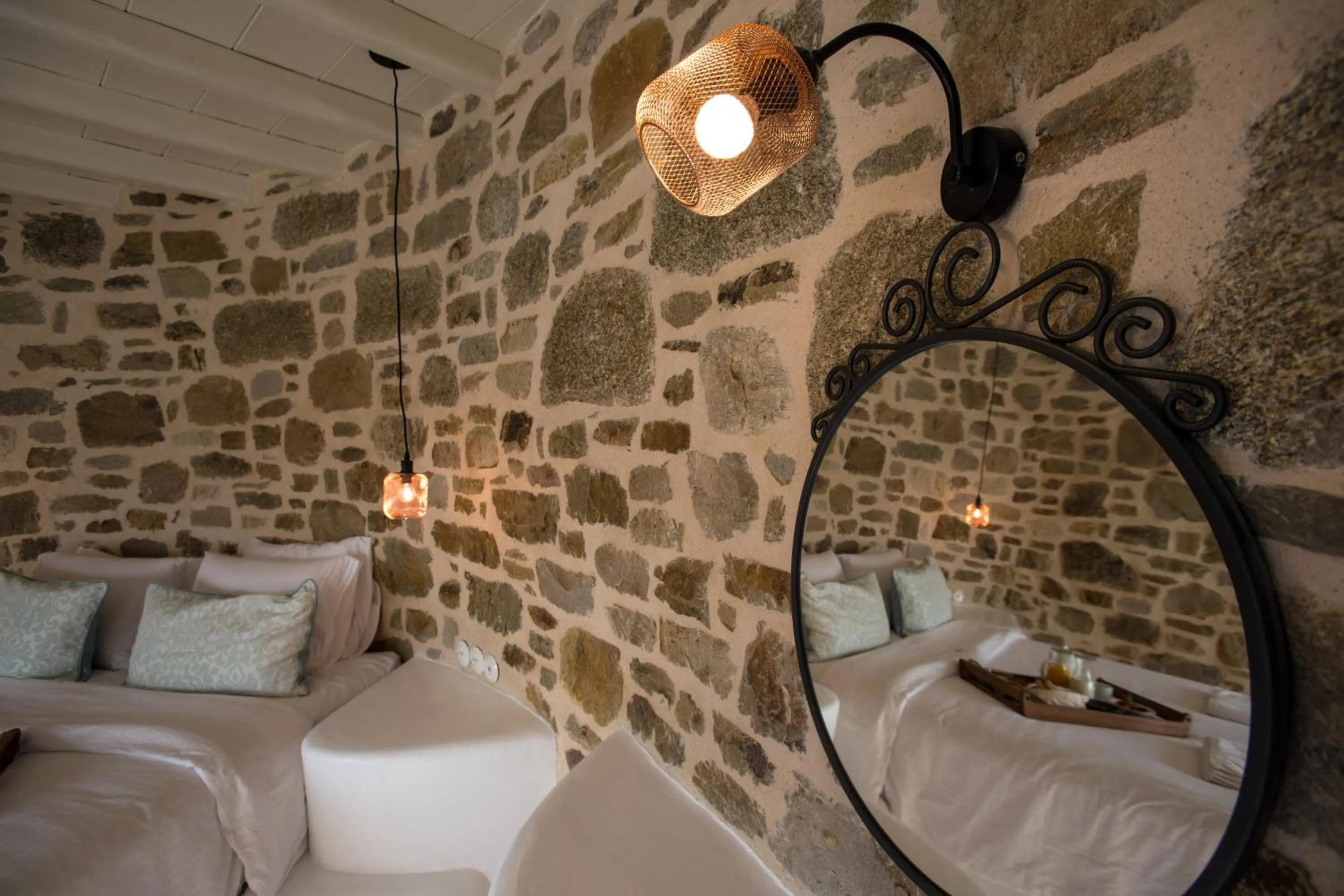 Shower, Bed in Salty Houses