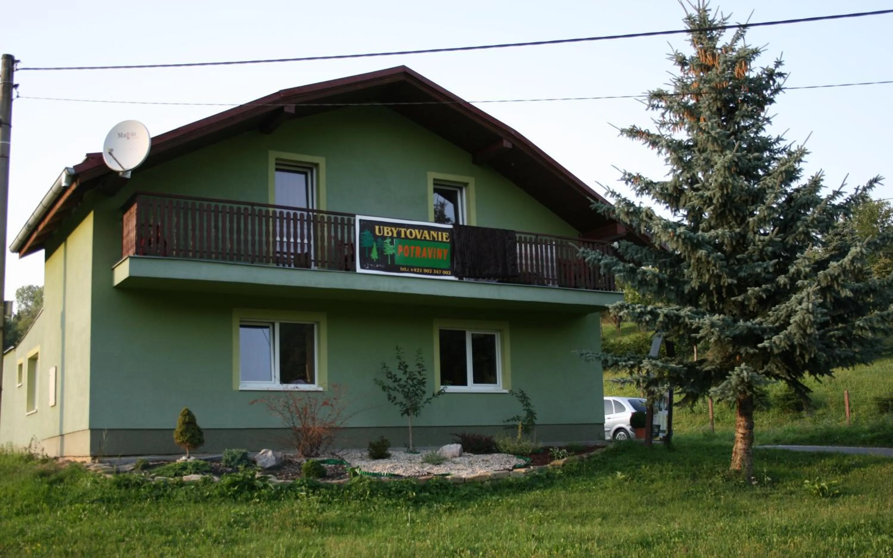 Three-Bedroom House in Dolinka Holiday Home