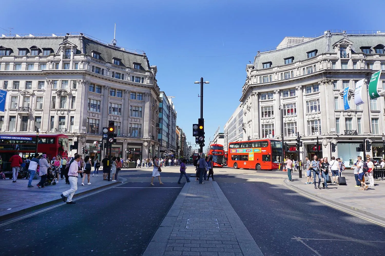 Neighbourhood in Astor Victoria Hostel