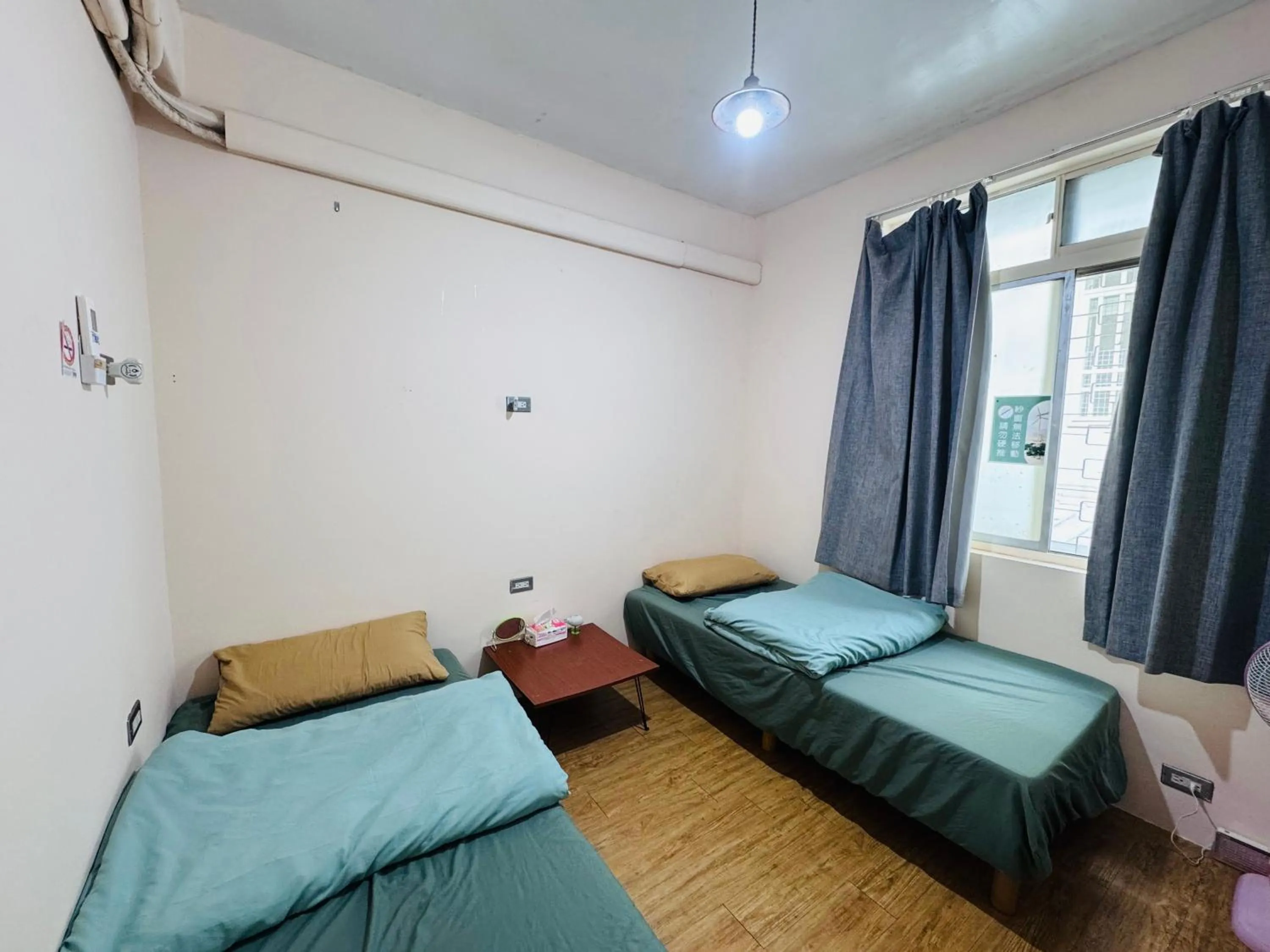 Bed in MatchBox Hostel