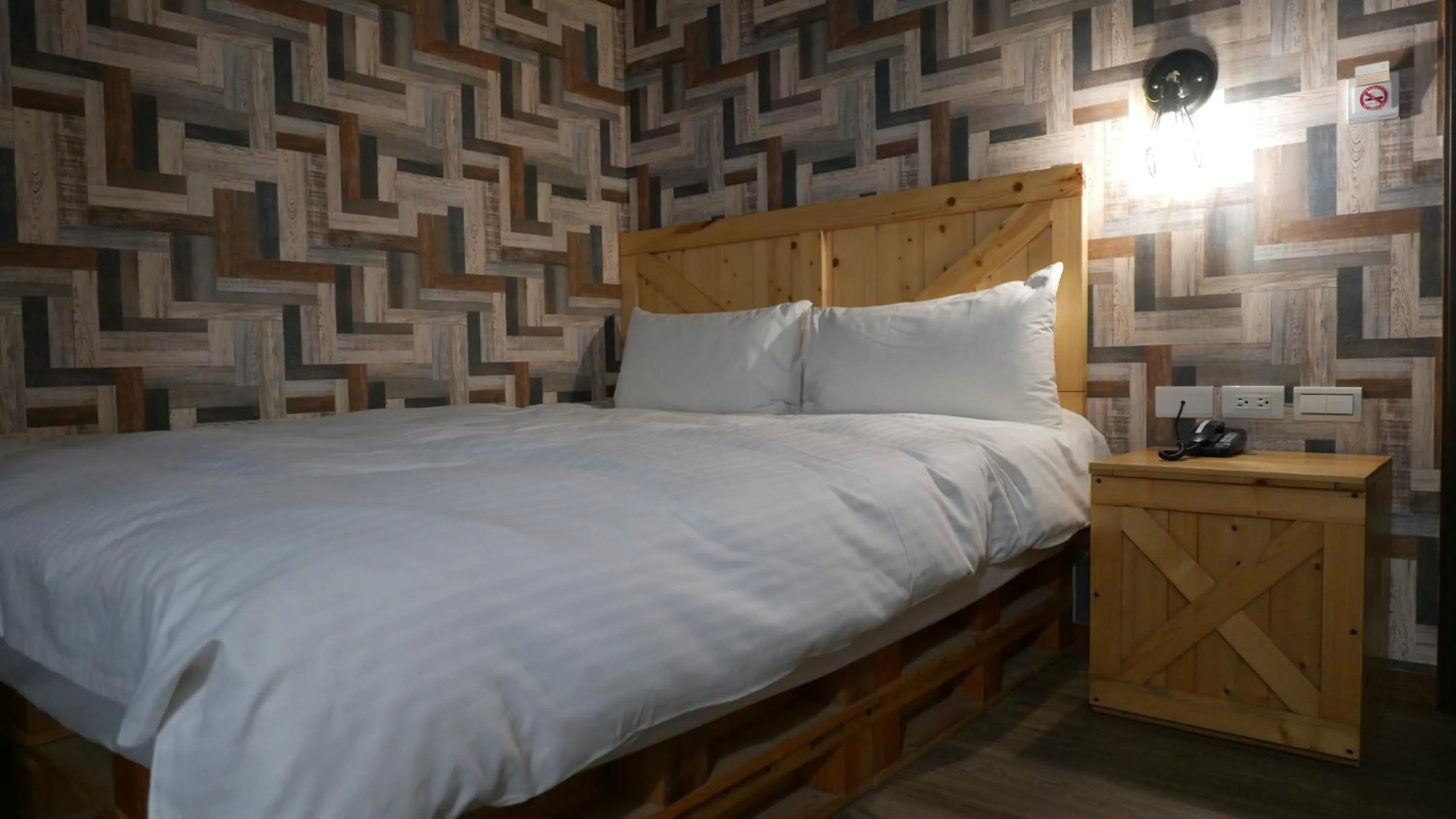 Bed in NYS Loft Hotel