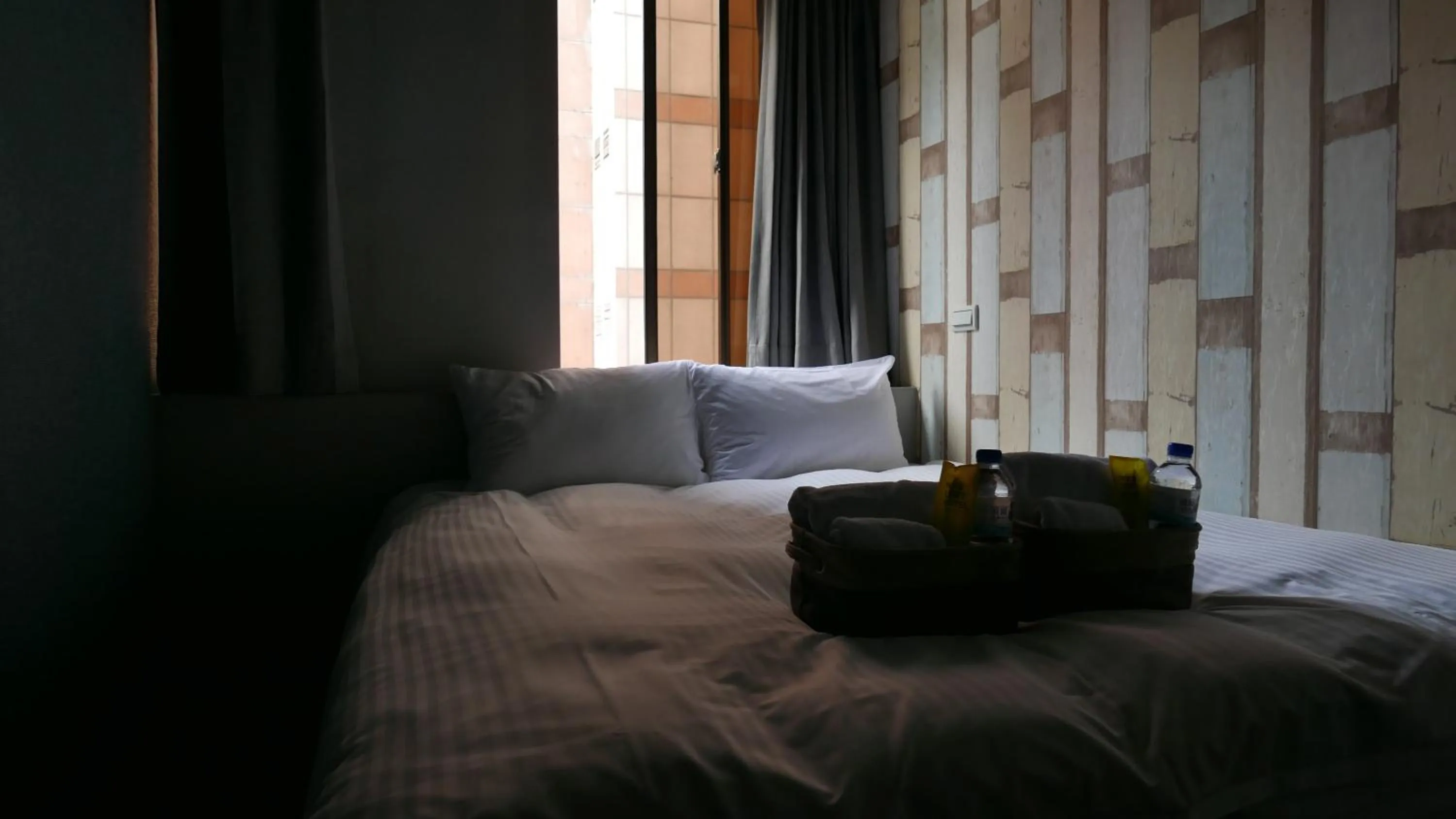 Bed in NYS Loft Hotel