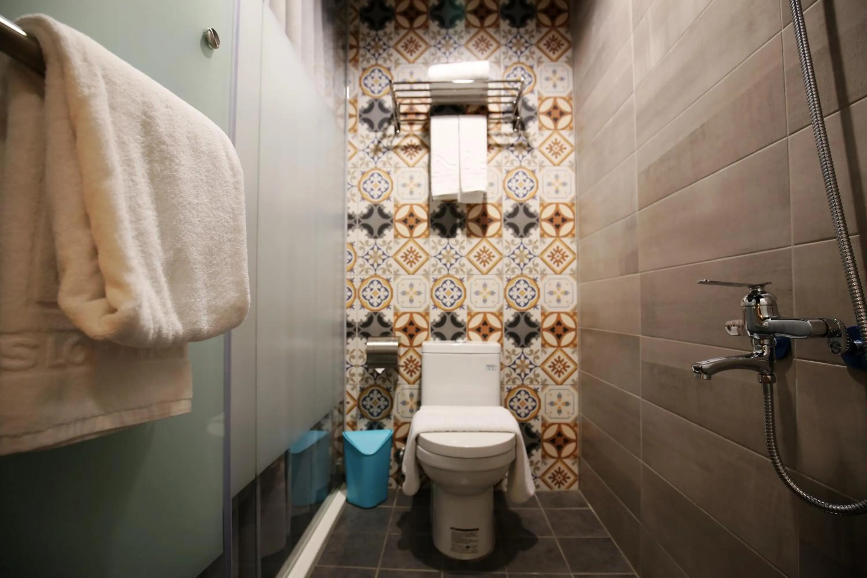 Bathroom in NYS Loft Hotel