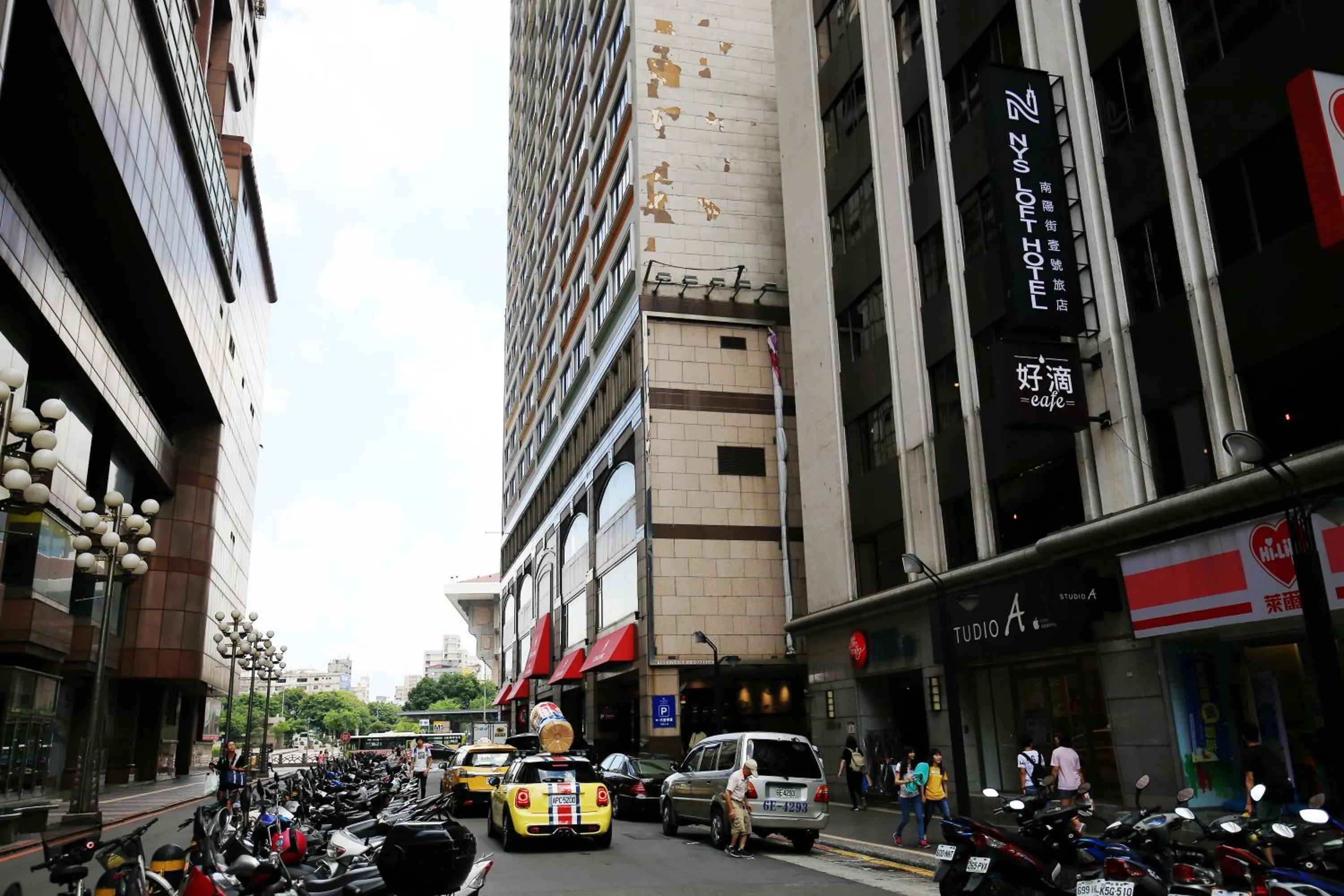 Property building in NYS Loft Hotel