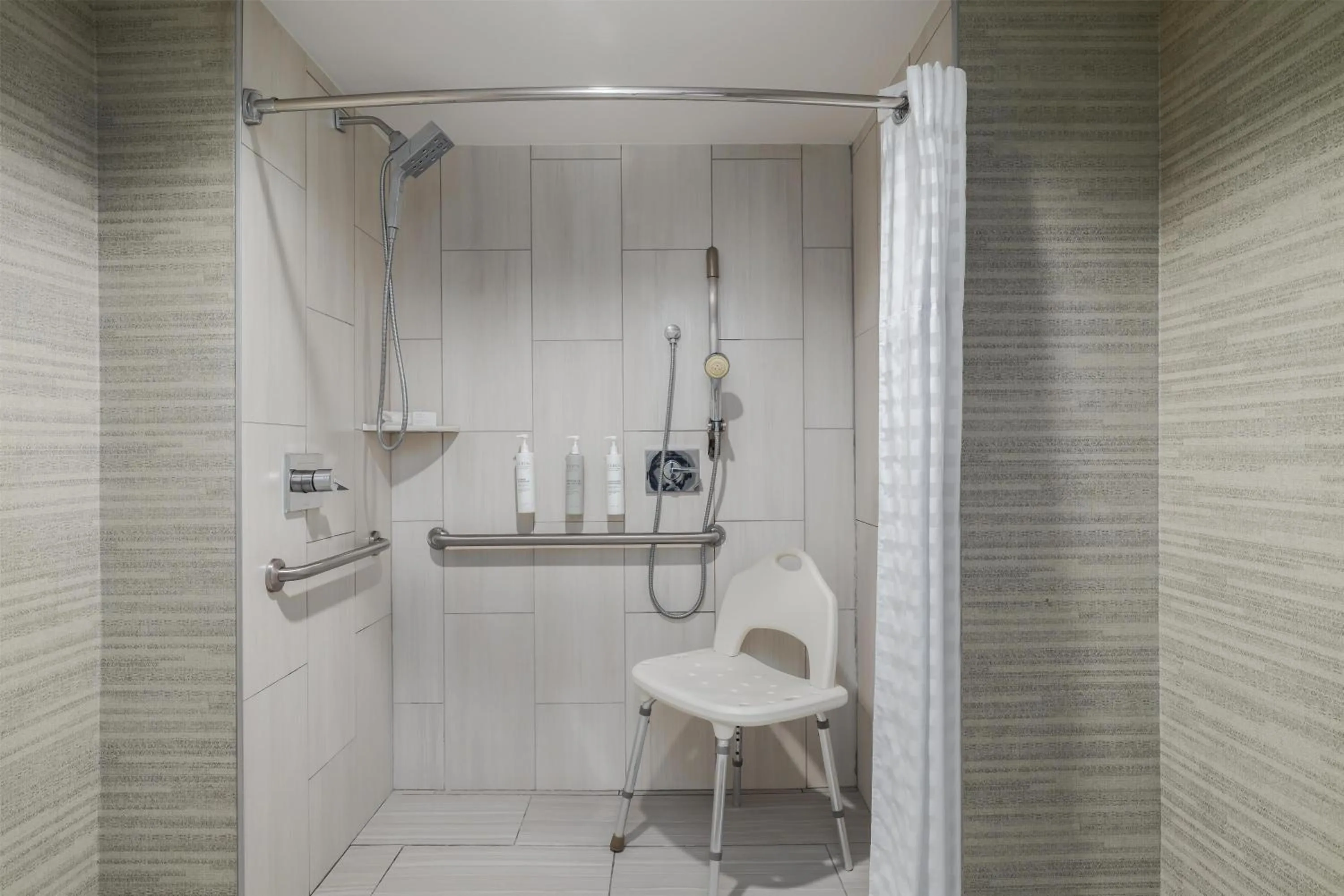 Bathroom in Embassy Suites by Hilton Laredo