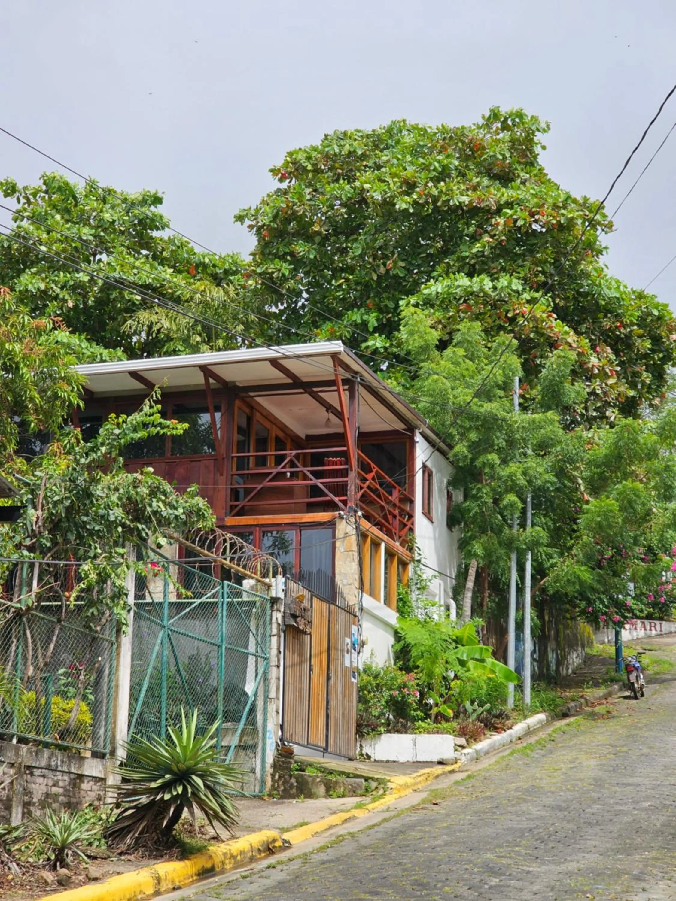 Property building in Nuestra Casa