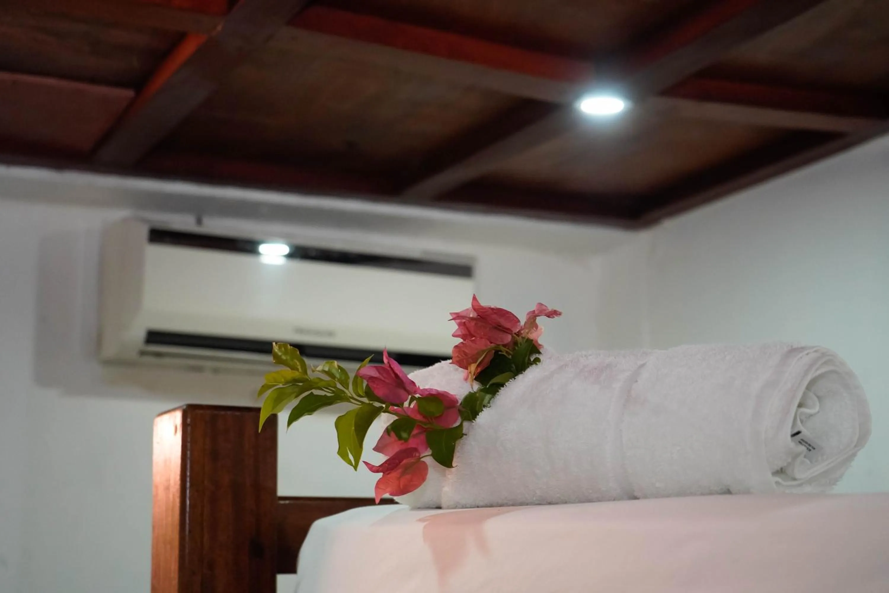 air conditioner, Bed in Nuestra Casa