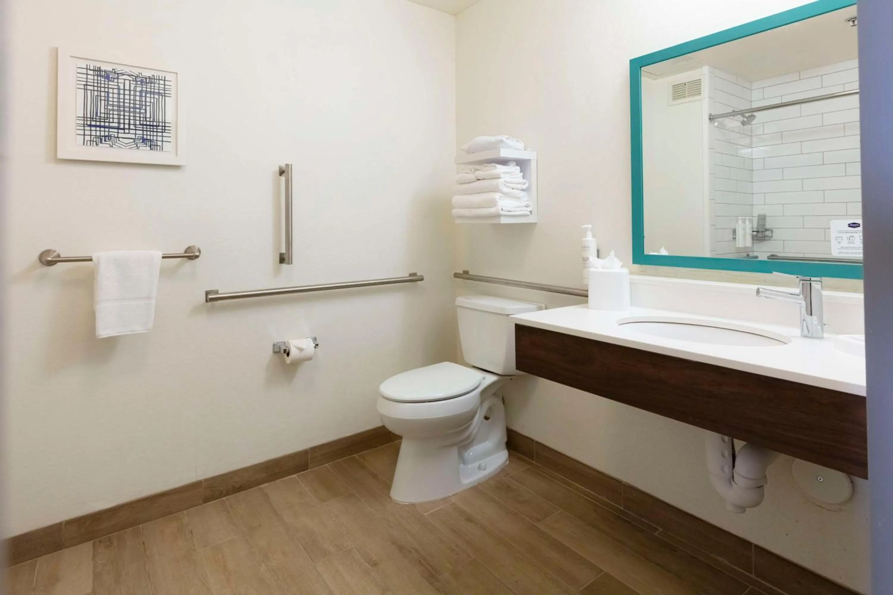 Bathroom in Hampton Inn Scranton at Montage Mountain