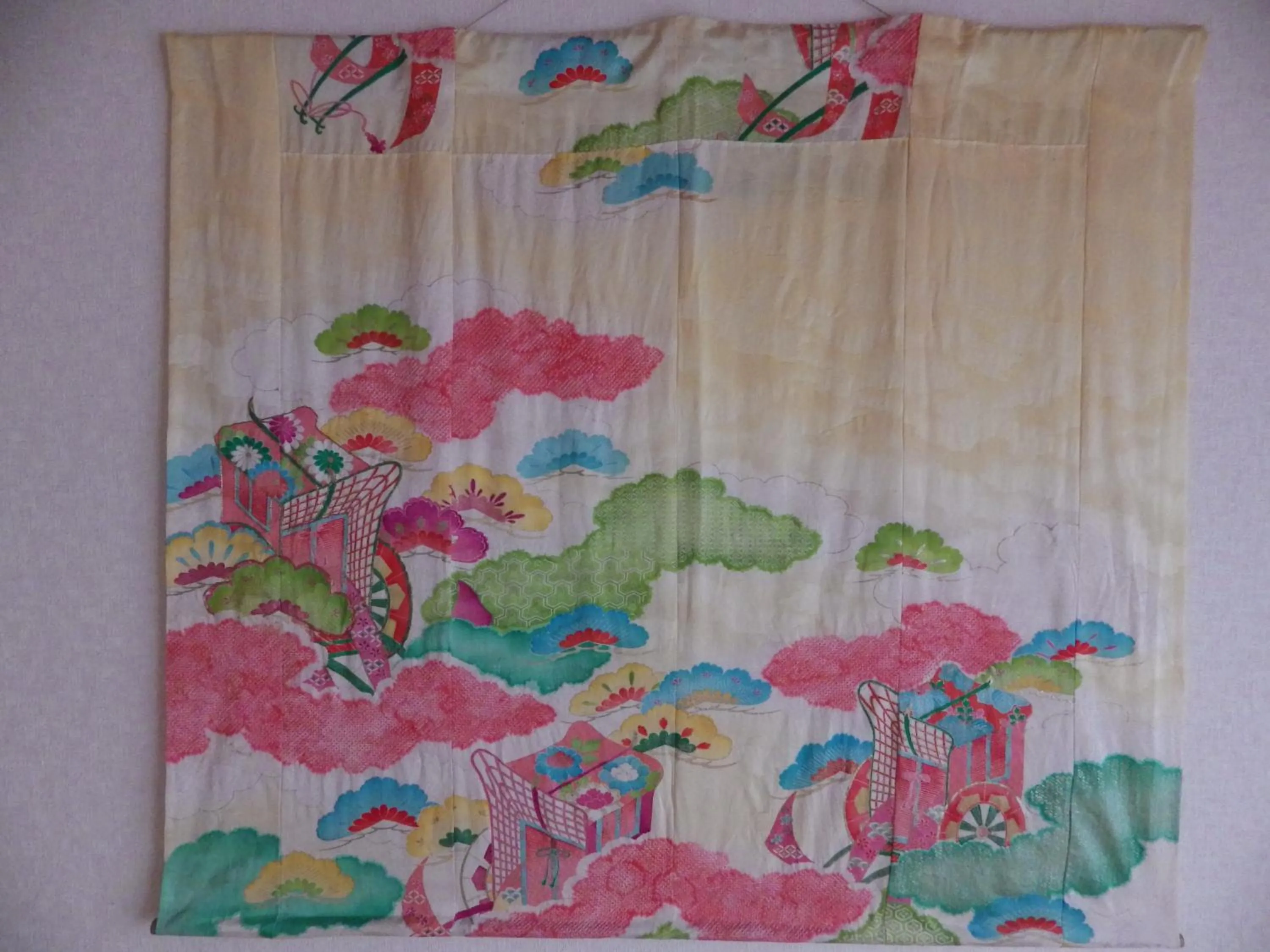 Decorative detail in Condominio Mozu 102