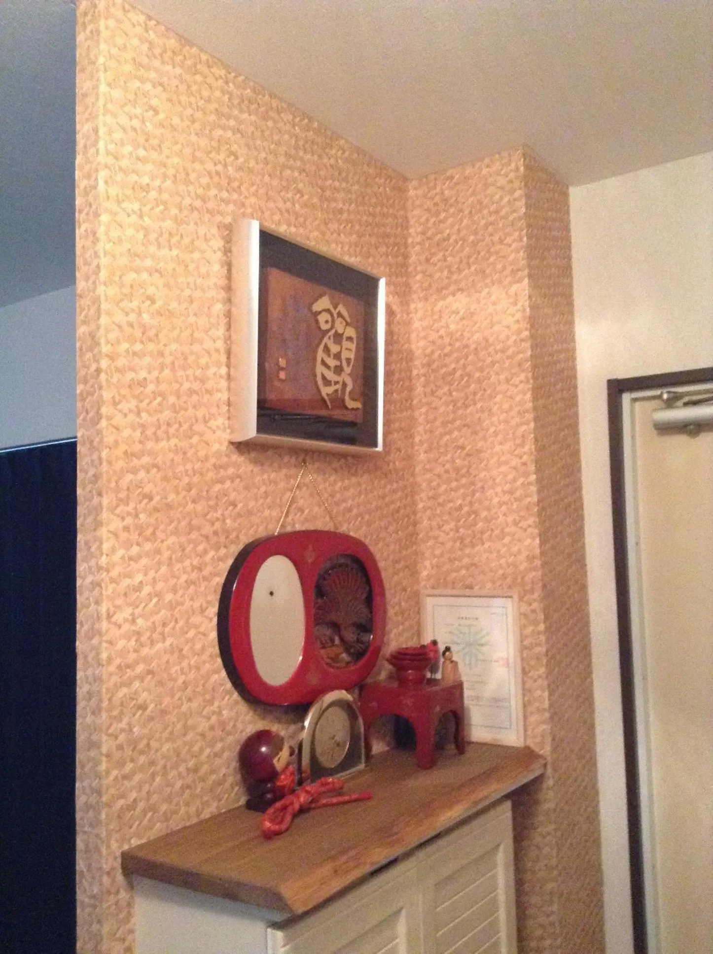 Decorative detail in Condominio Mozu 102