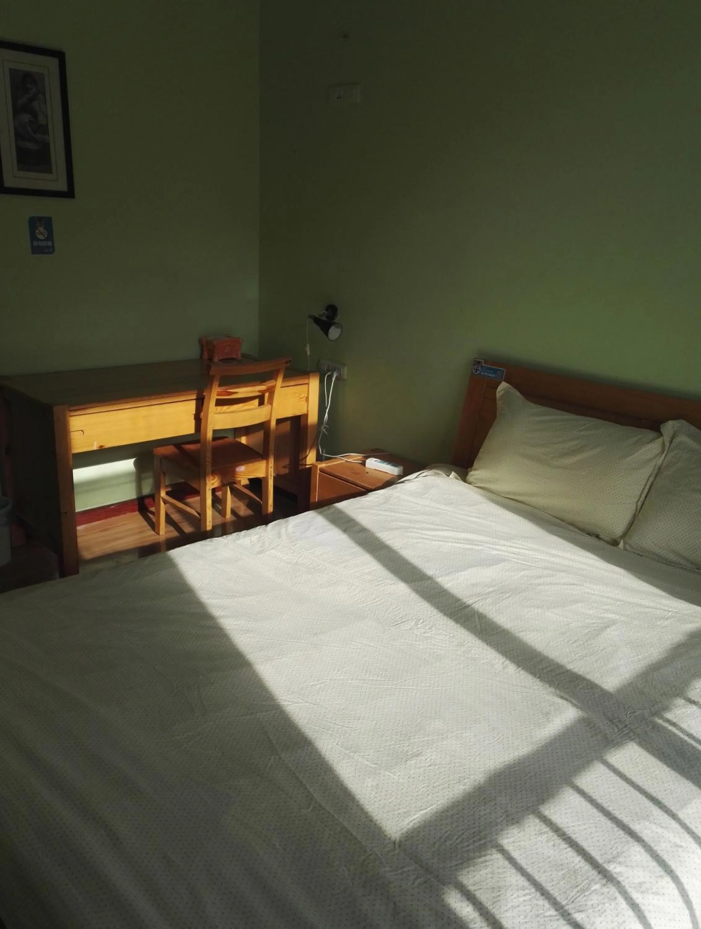 Sunrise, Bed in LETE Hostel