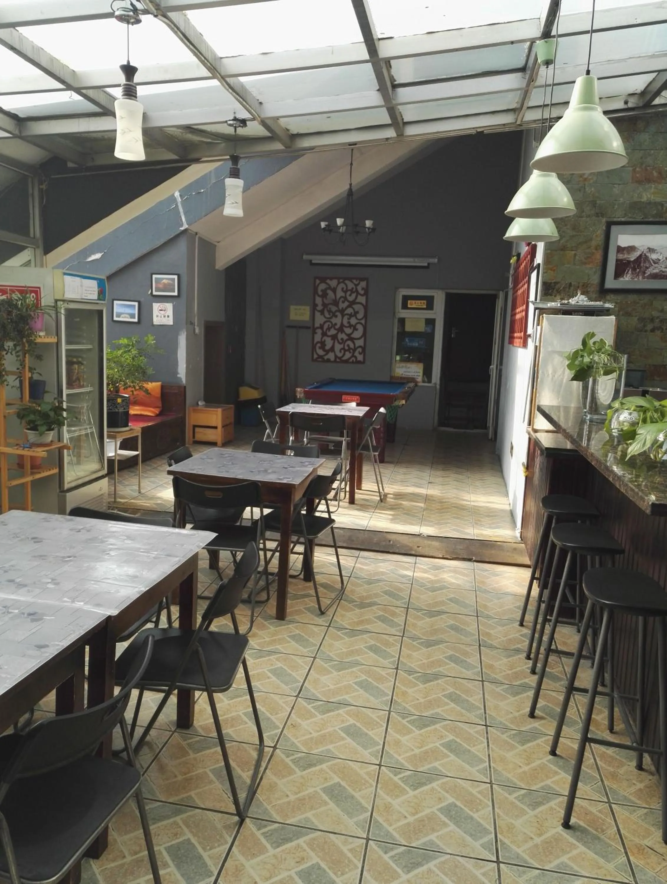 Lounge or bar in LETE Hostel