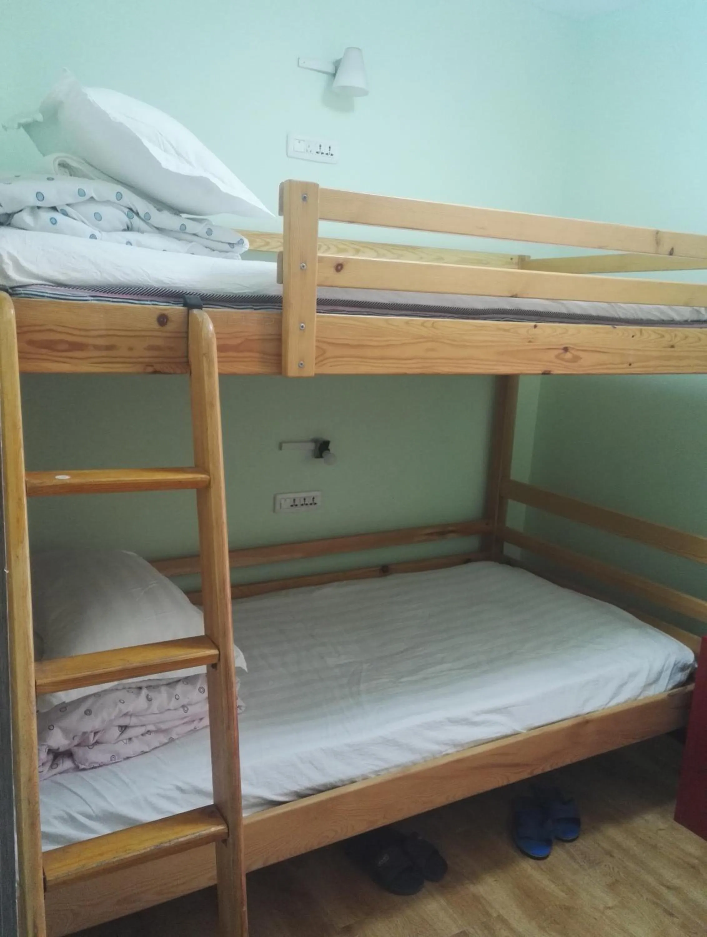 Photo of the whole room, Bed in LETE Hostel