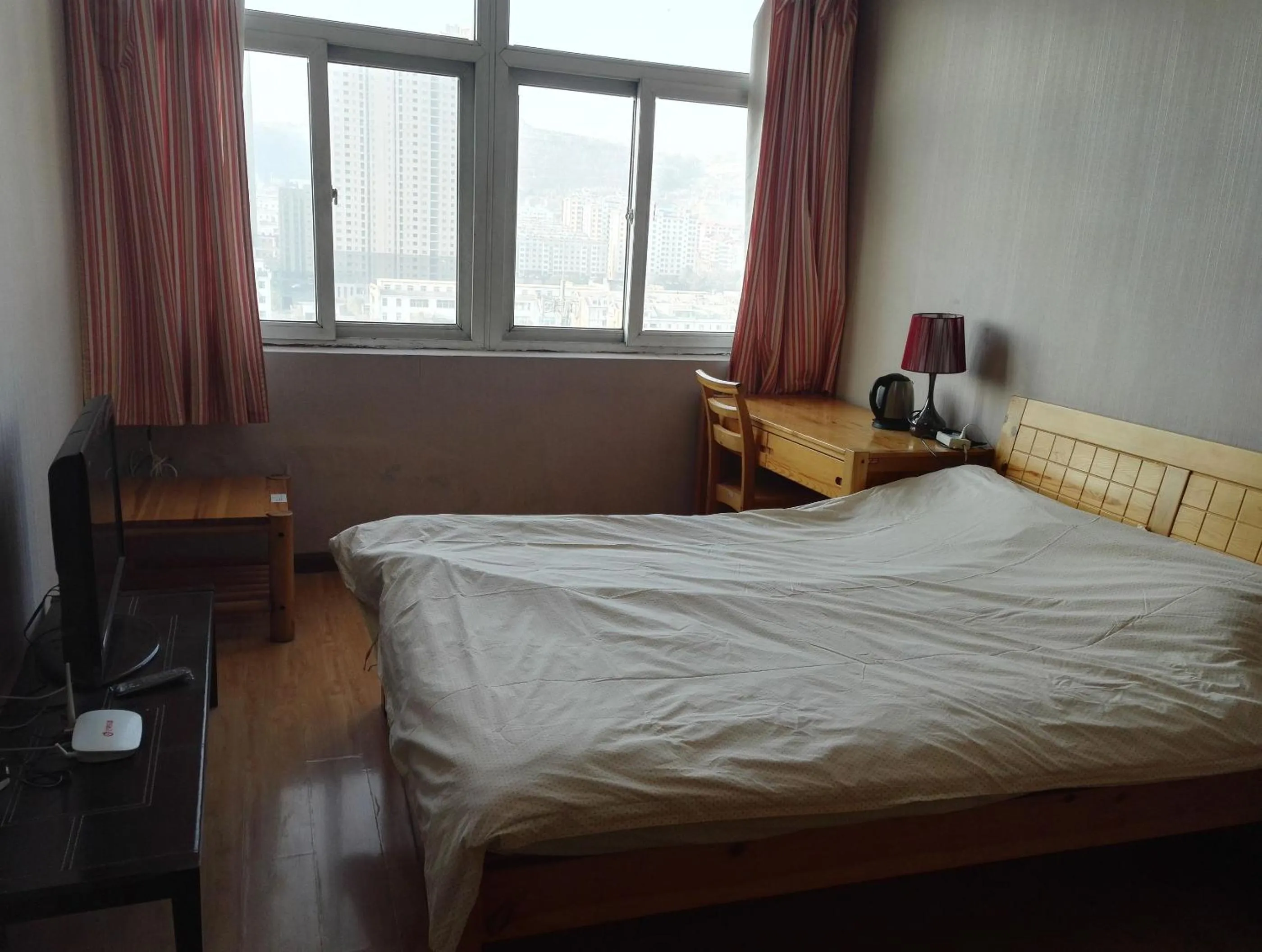 Photo of the whole room, Bed in LETE Hostel
