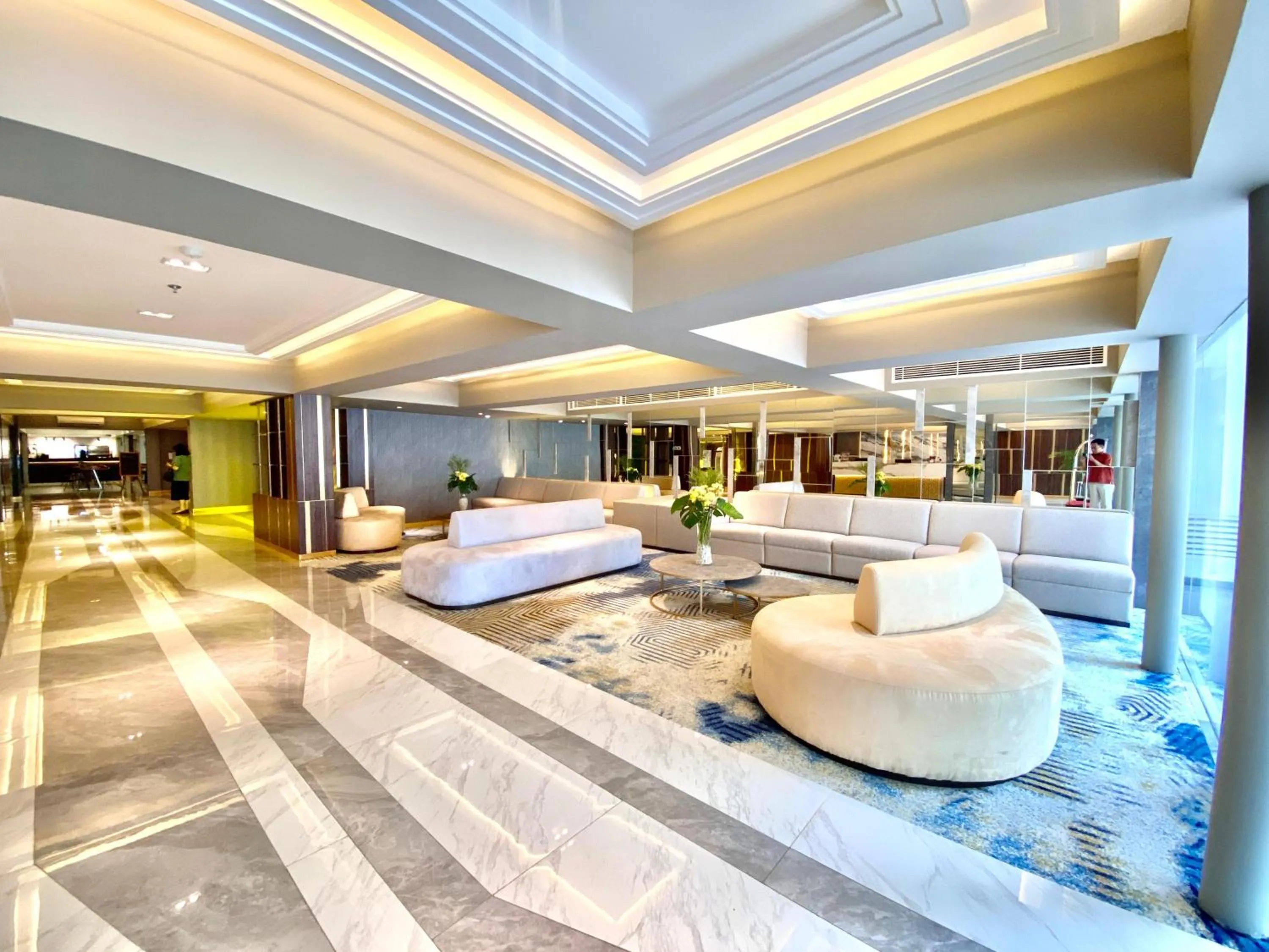 Lobby or reception in All Nite and Day Hotel Alam Sutera