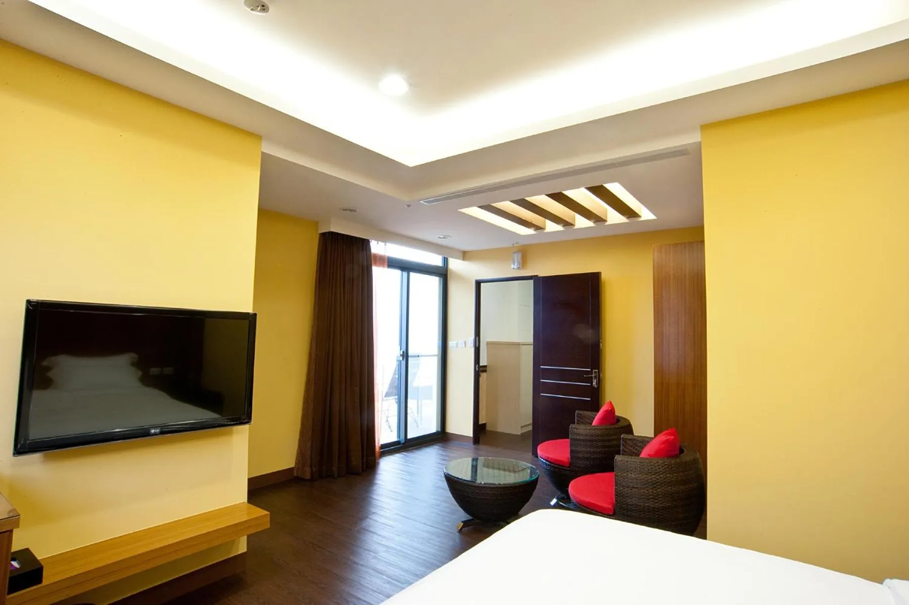 TV and multimedia, Bed in Flower Style B&B